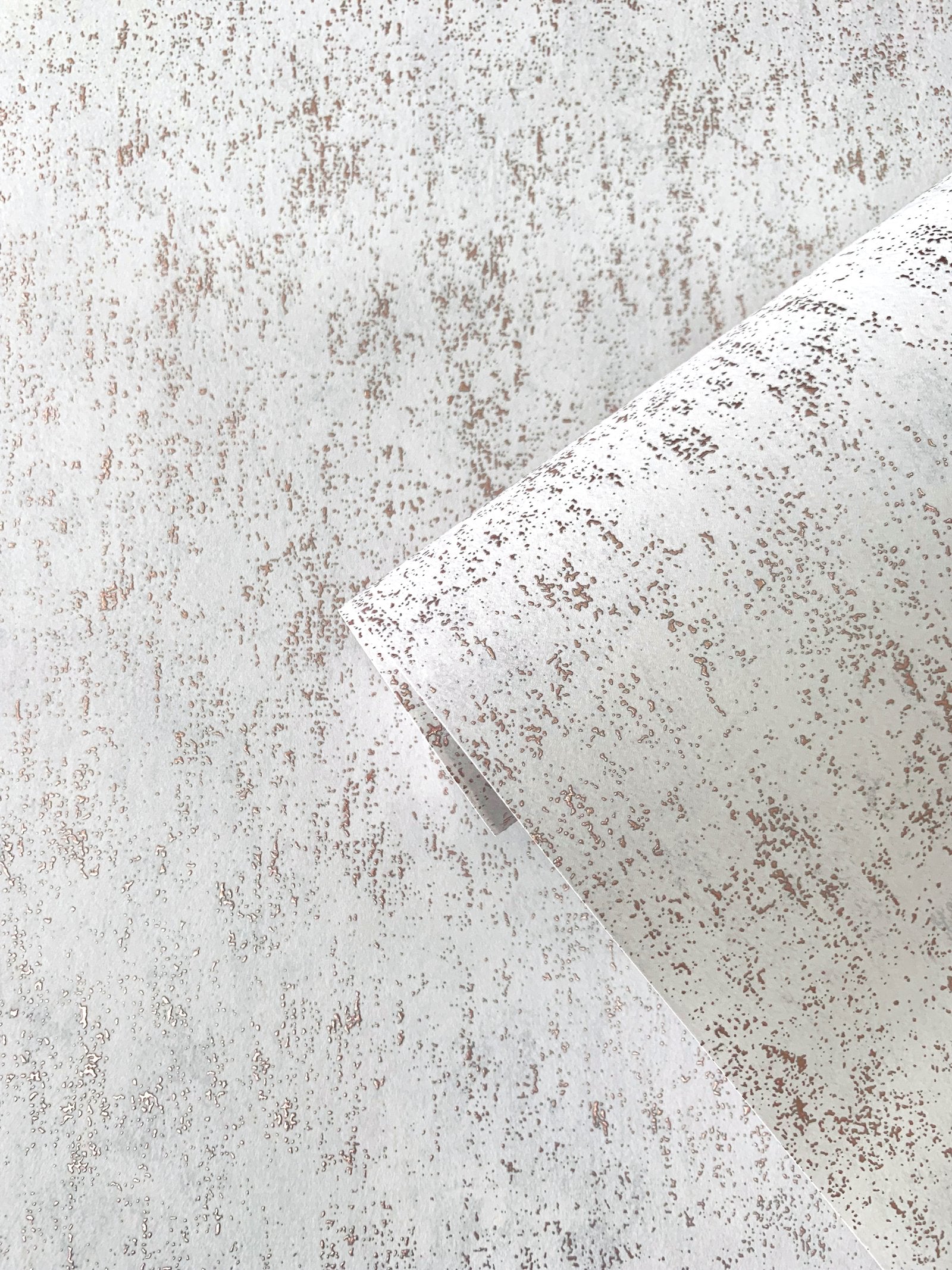 Speck wallpaper in rose gold color - pattern number SR28405 - by Galerie in the Lustre collection