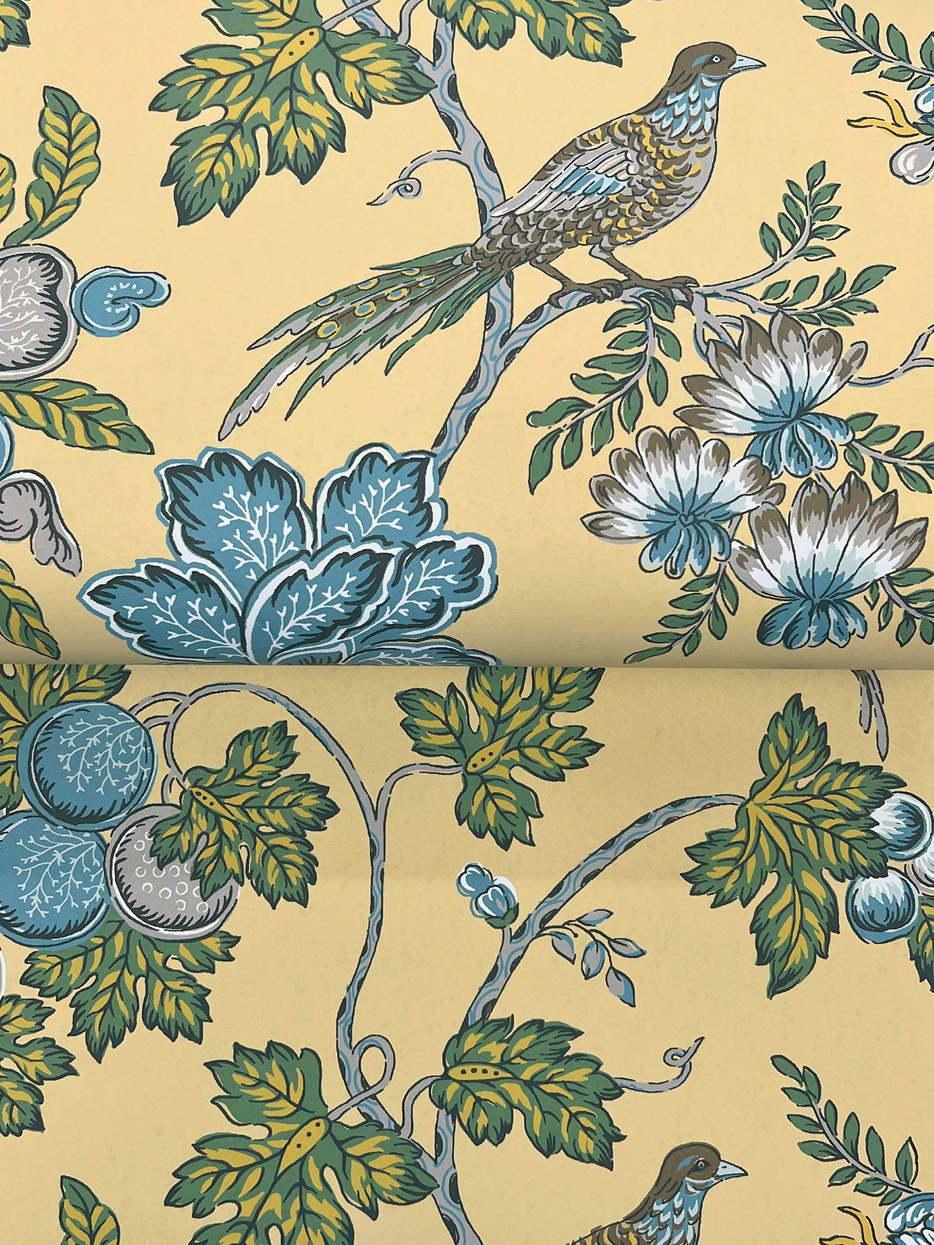 Parterre wallpaper in saffron color - pattern number VP1313 - by Antonina Vella in the Jardin collection