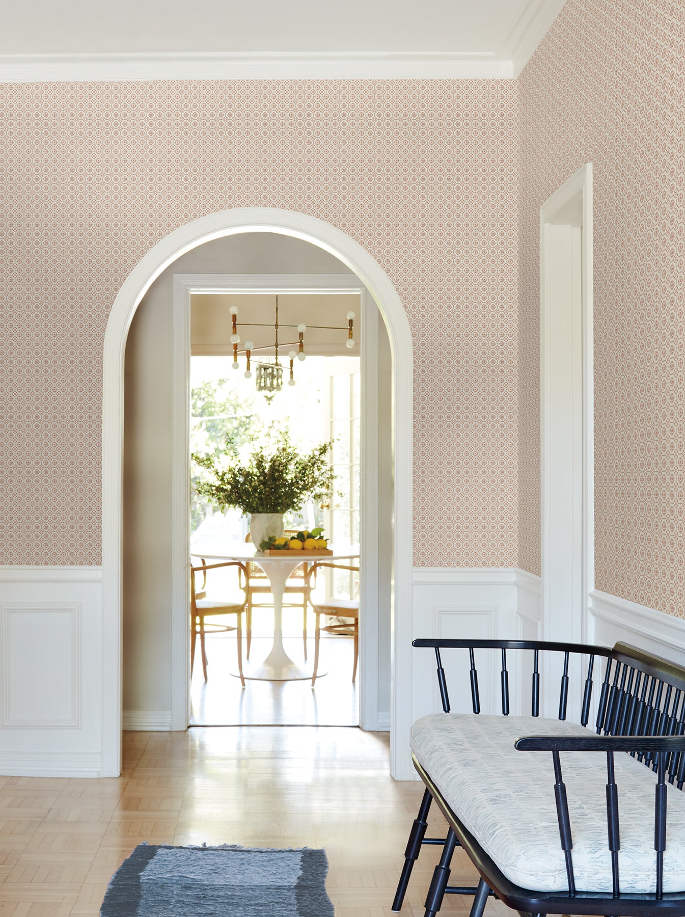 Priti wallpaper in rose color - pattern number VP1335 - by Antonina Vella in the Jardin collection
