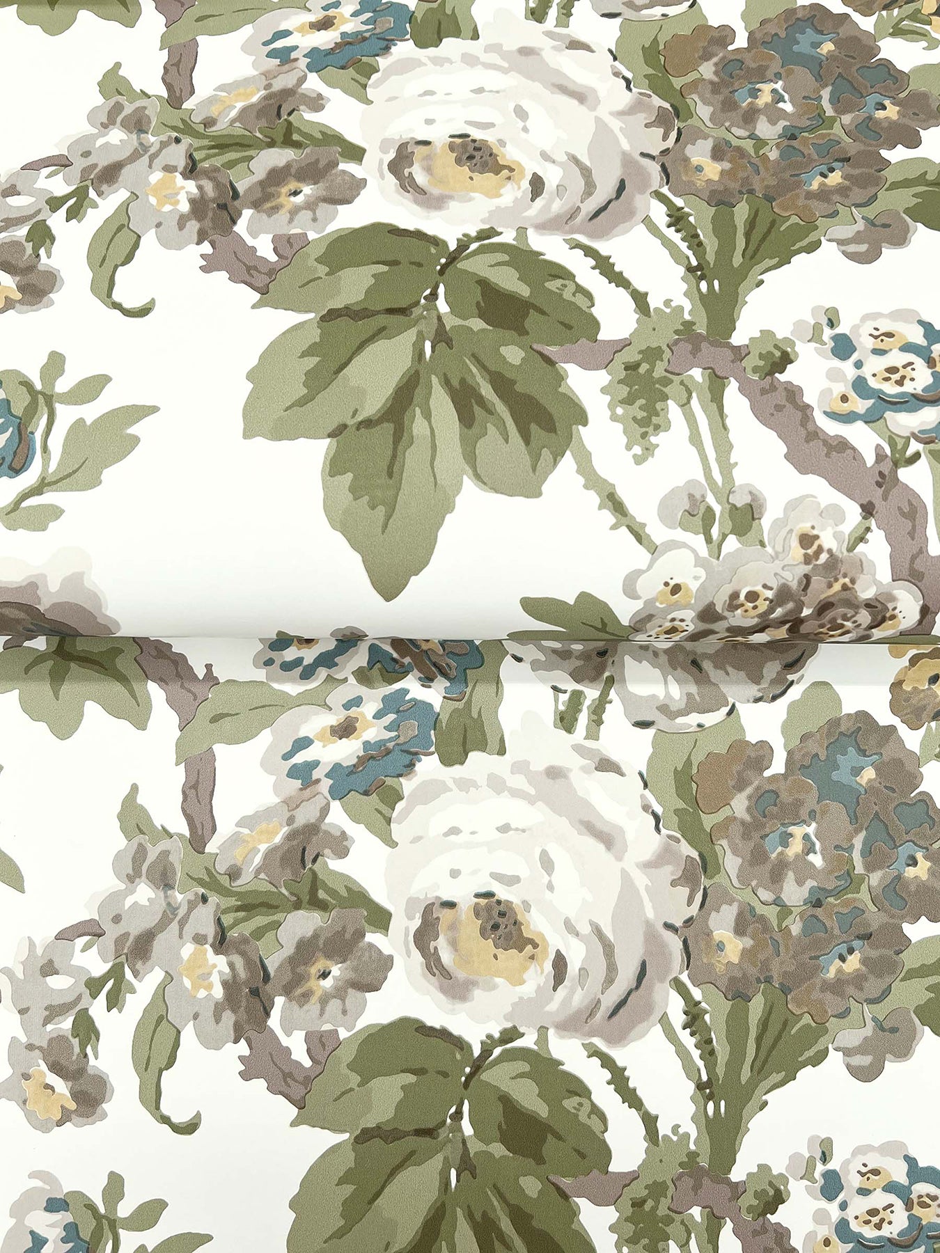 Beatrix wallpaper in neutral and sage color - pattern number VP1353 - by Antonina Vella in the Jardin collection