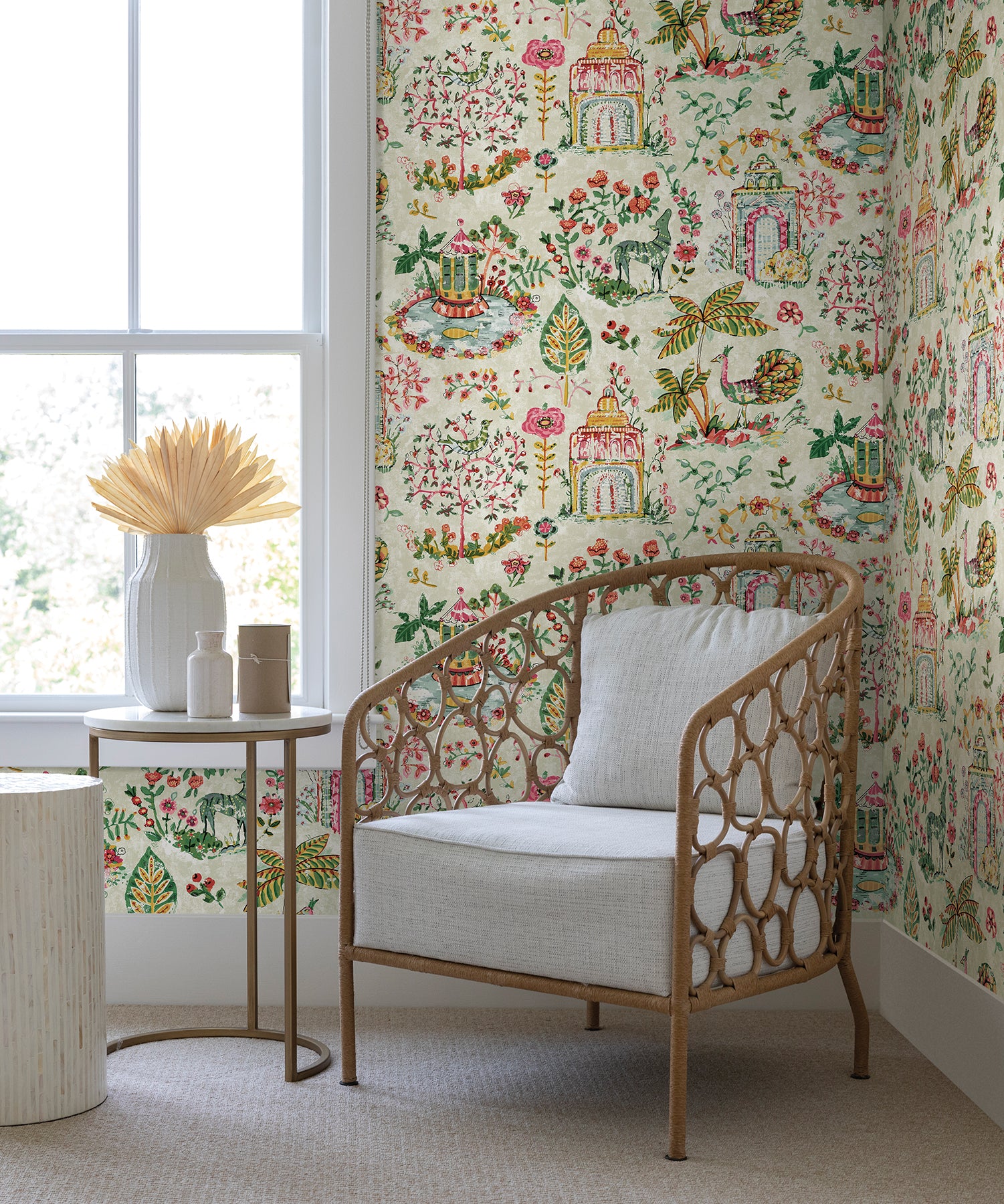 Parc wallpaper in berry color - pattern number VP1401 - by Antonina Vella in the Jardin collection