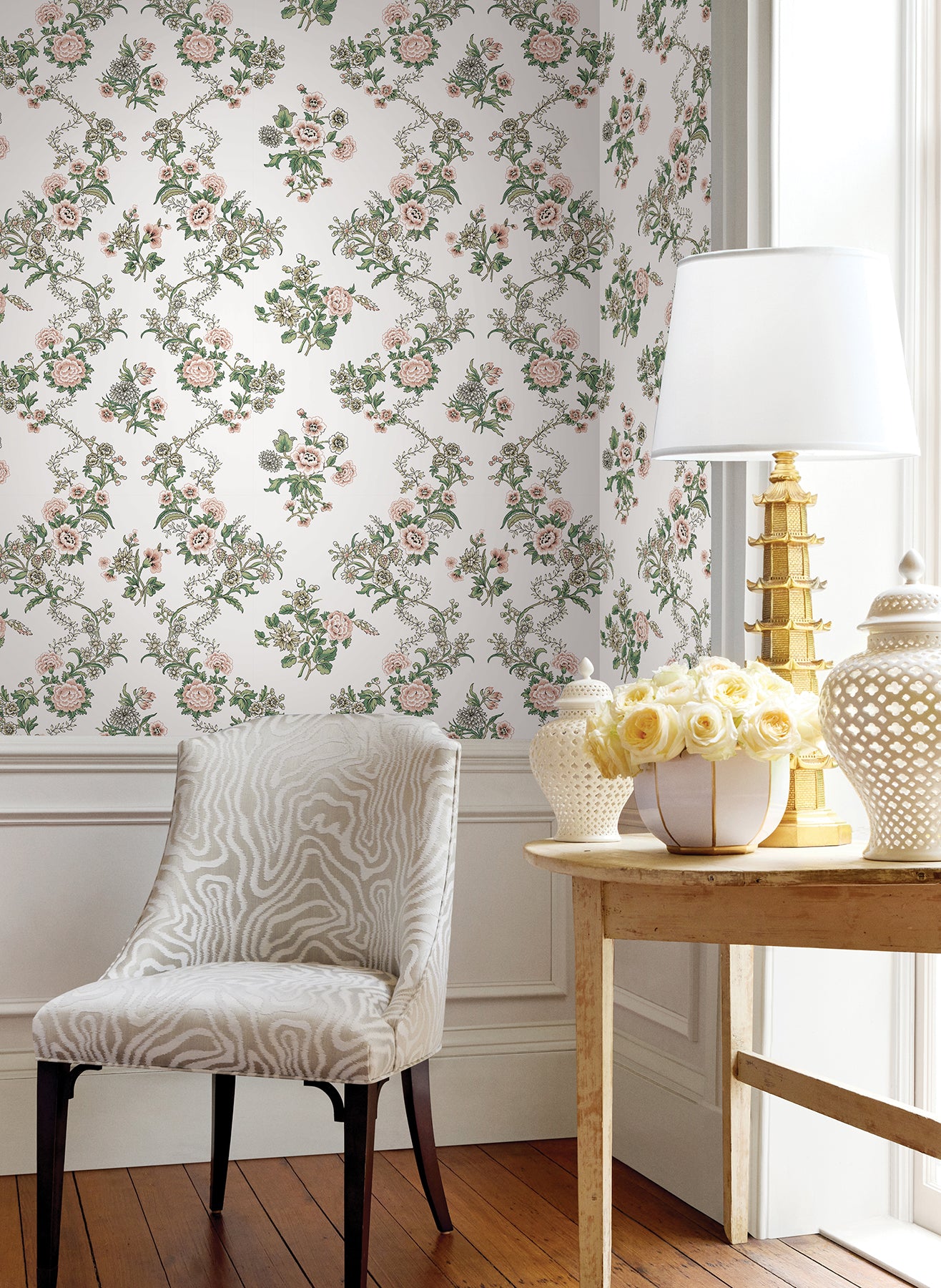 Genevieve wallpaper in pink and green color - pattern number VP1425 - by Antonina Vella in the Jardin collection