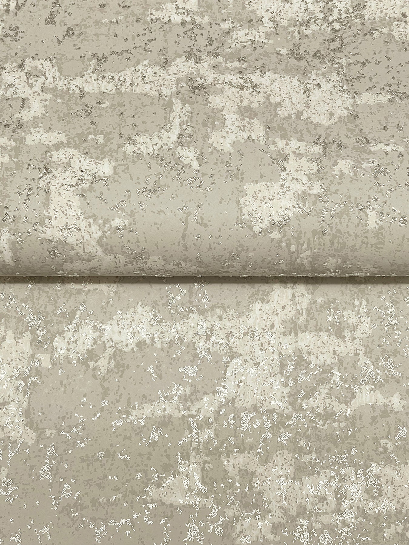 Crystal Cloud wallpaper in taupe color - pattern number VR1542 - by Ronald Redding in the Caviar collection