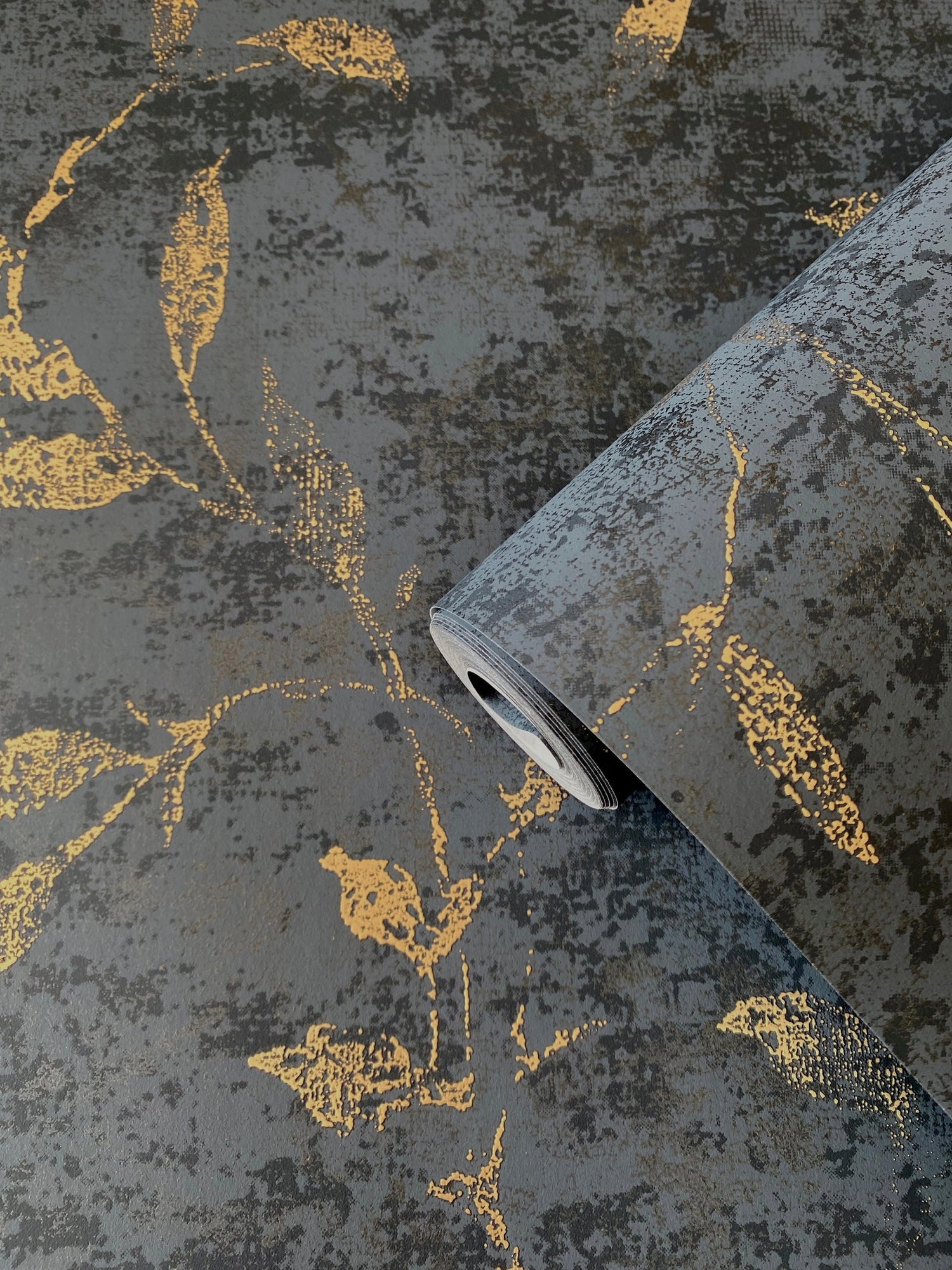 Leaf Impression wallpaper in blue color - pattern number 11505 - by Galerie in the Elegance collection