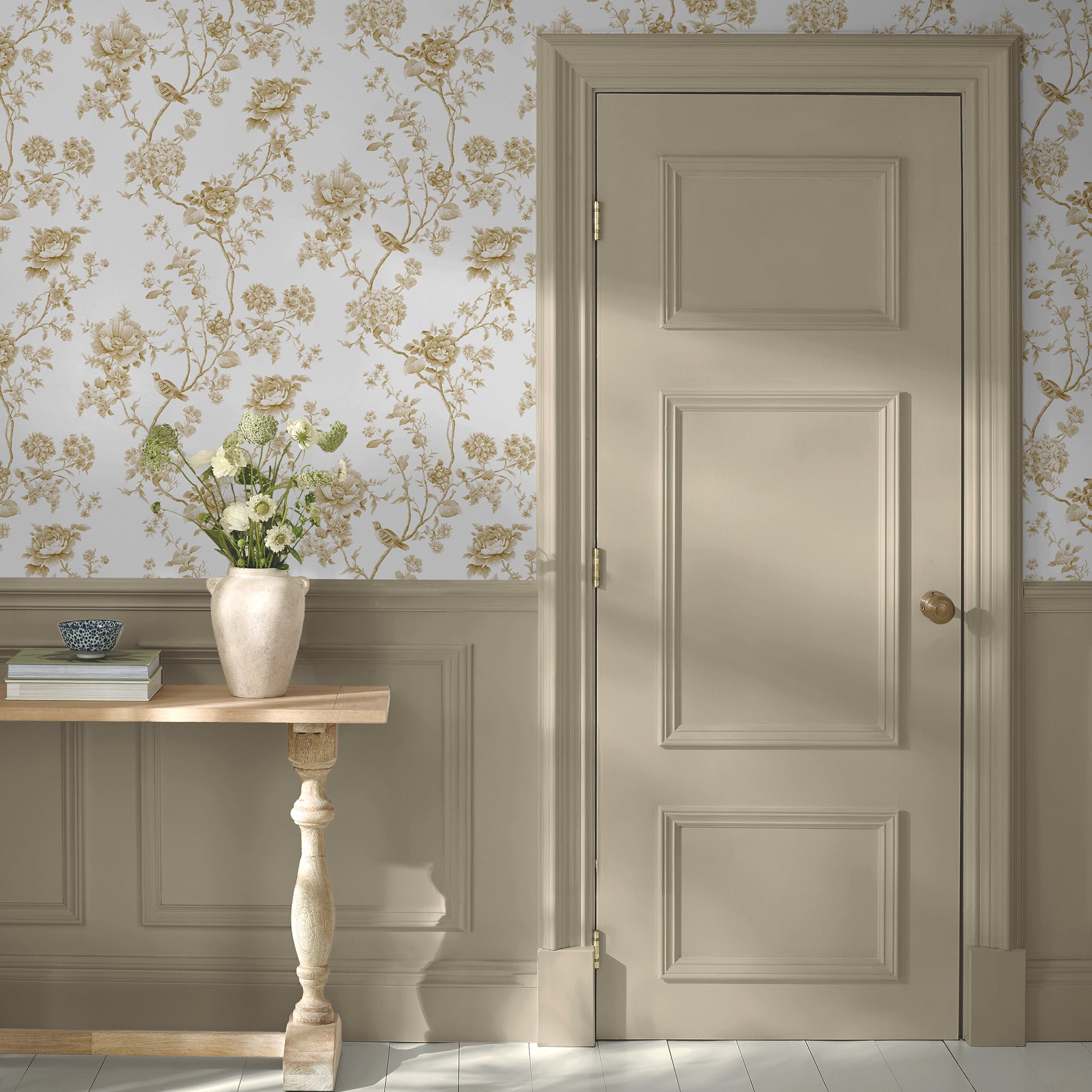 Floral Vine Wallpaper in antique gold color - pattern number 146807 - by Martha Stewart in the Martha Stewart AW26 collection
