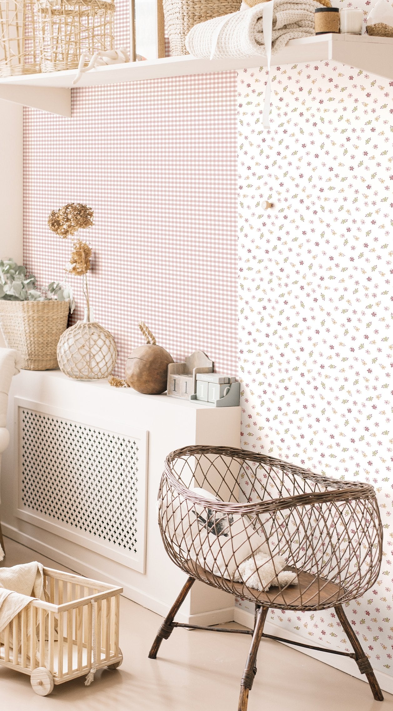 Check Plaid wallpaper in pink color - pattern number 14848 - by Galerie in the Little Explorers 2 collection
