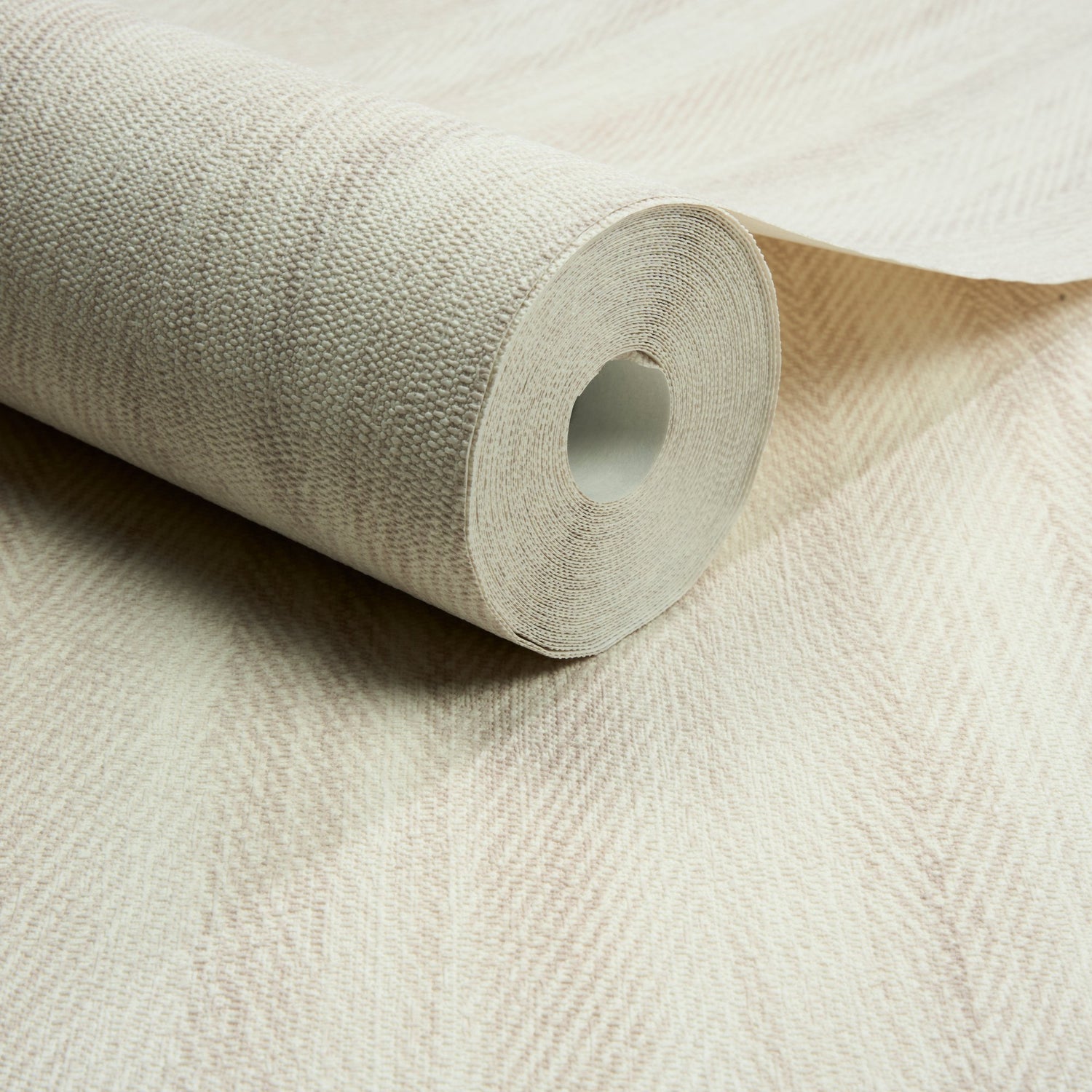 Textile Plain Wallpaper in beige color - pattern number 205101 - by Grandeco in the Textured Vibes collection
