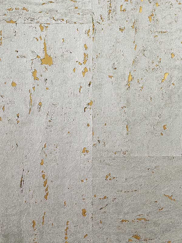 Cork wallpaper in silver birch and metallic gold color - pattern number LN11859 - by Seabrook in the Lillian August Natural Textured Wallcoverings collection