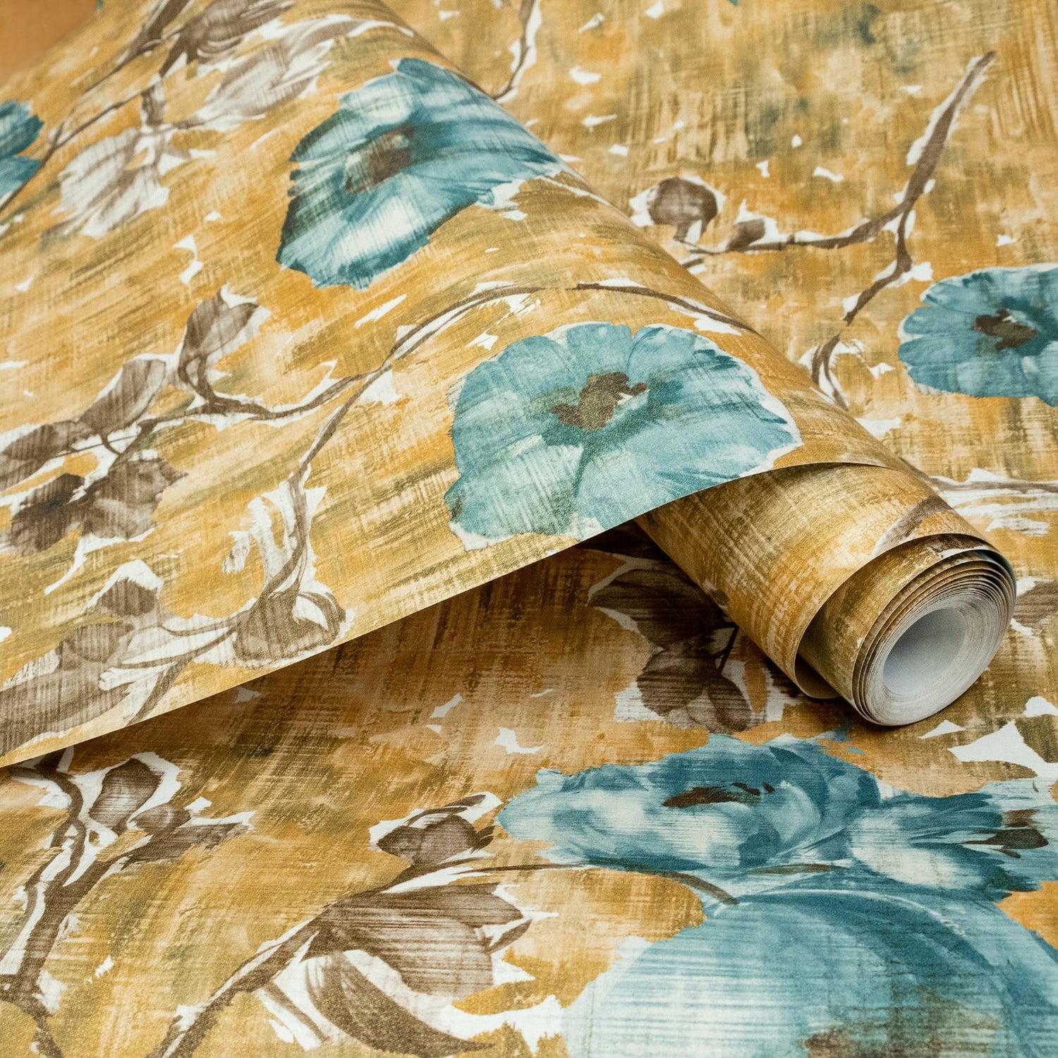 Petunia wallpaper in gold color - pattern number GH26914-23 - by Galerie in the Julie Feels Home collection