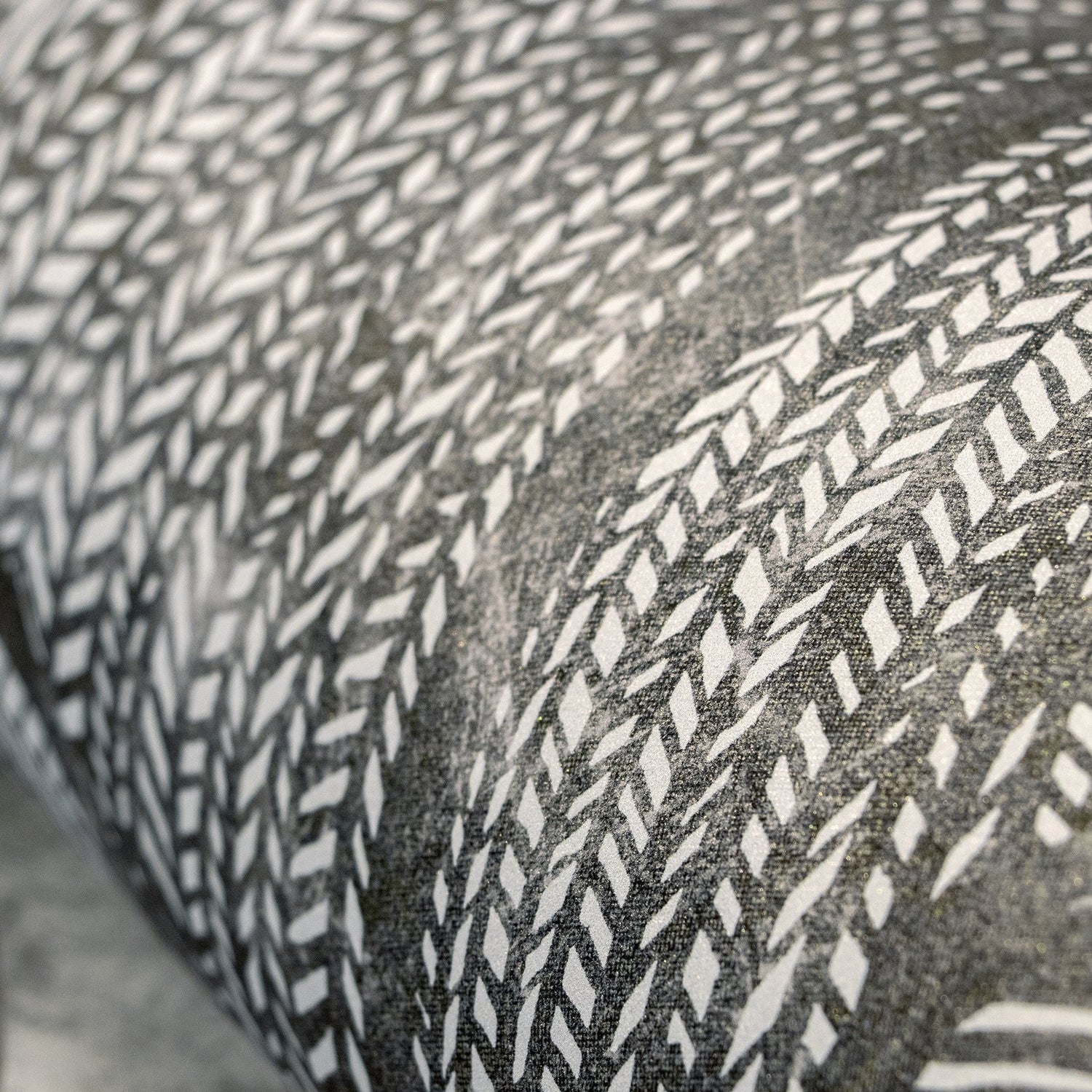 Monstera wallpaper in silver grey color - pattern number GH26939-23 - by Galerie in the Julie Feels Home collection