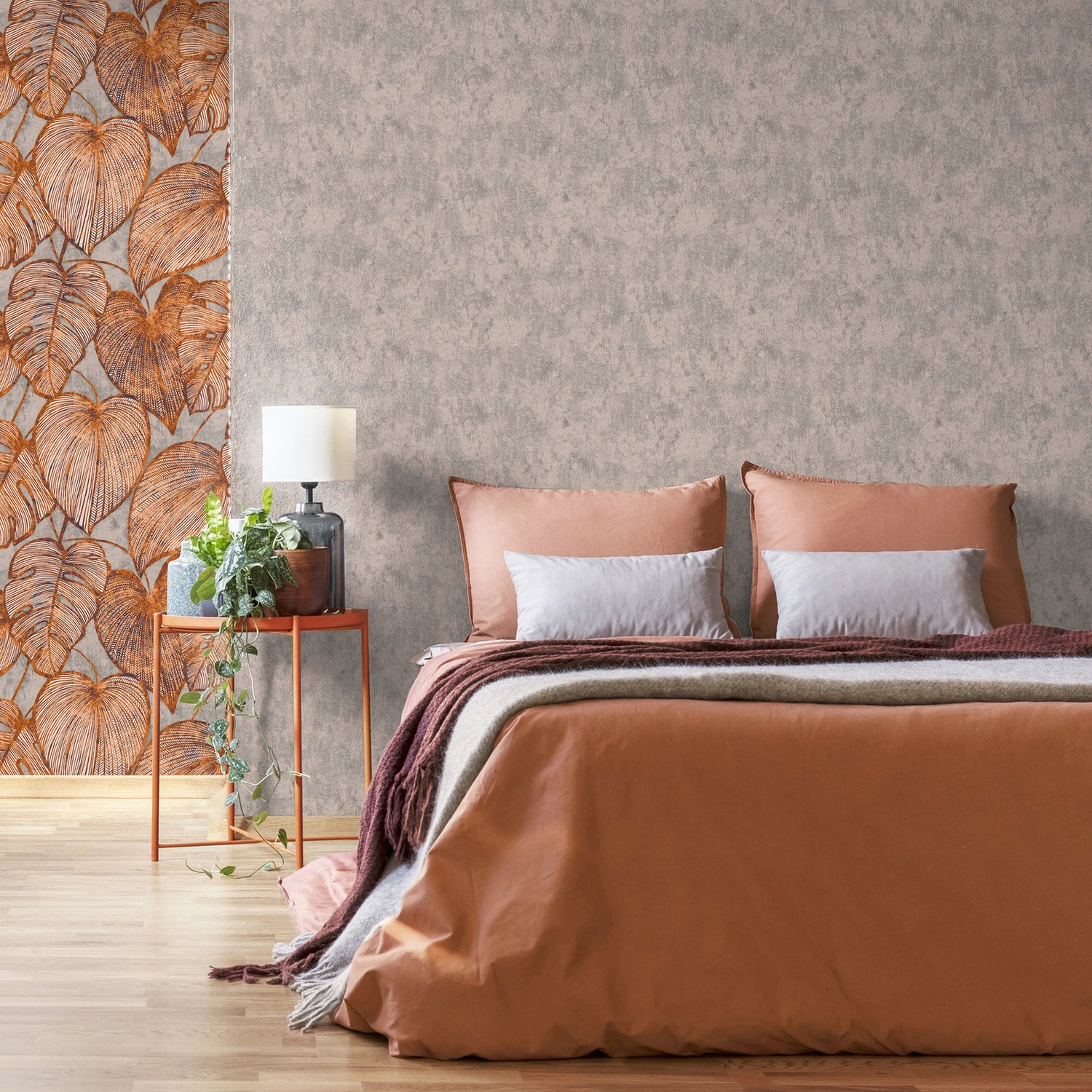 Monstera Plain wallpaper in beige color - pattern number GH26950-23 - by Galerie in the Julie Feels Home collection