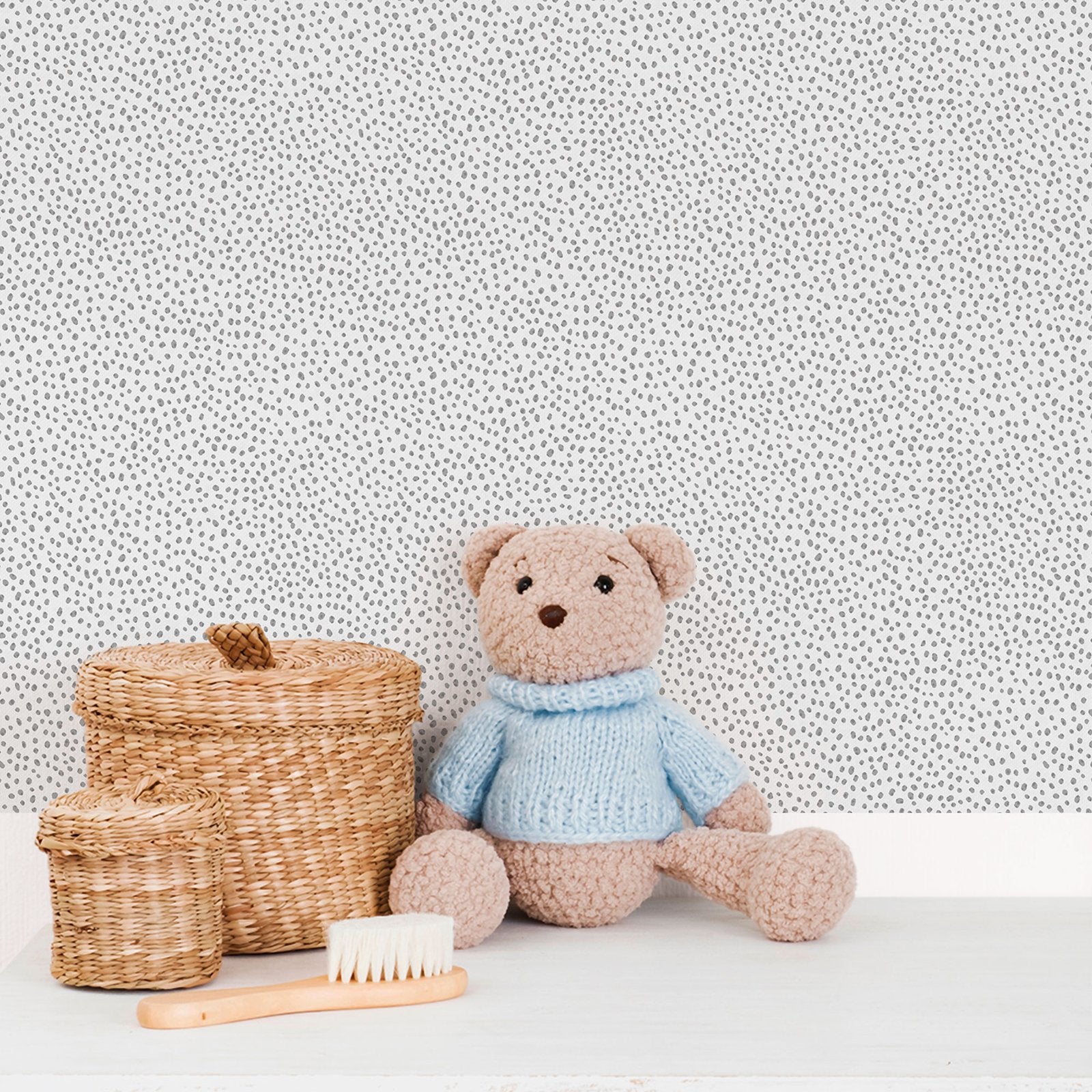 Dropy Plain Wallpaper in Black color - pattern number 294-5 - by Galerie in the Bambino collection