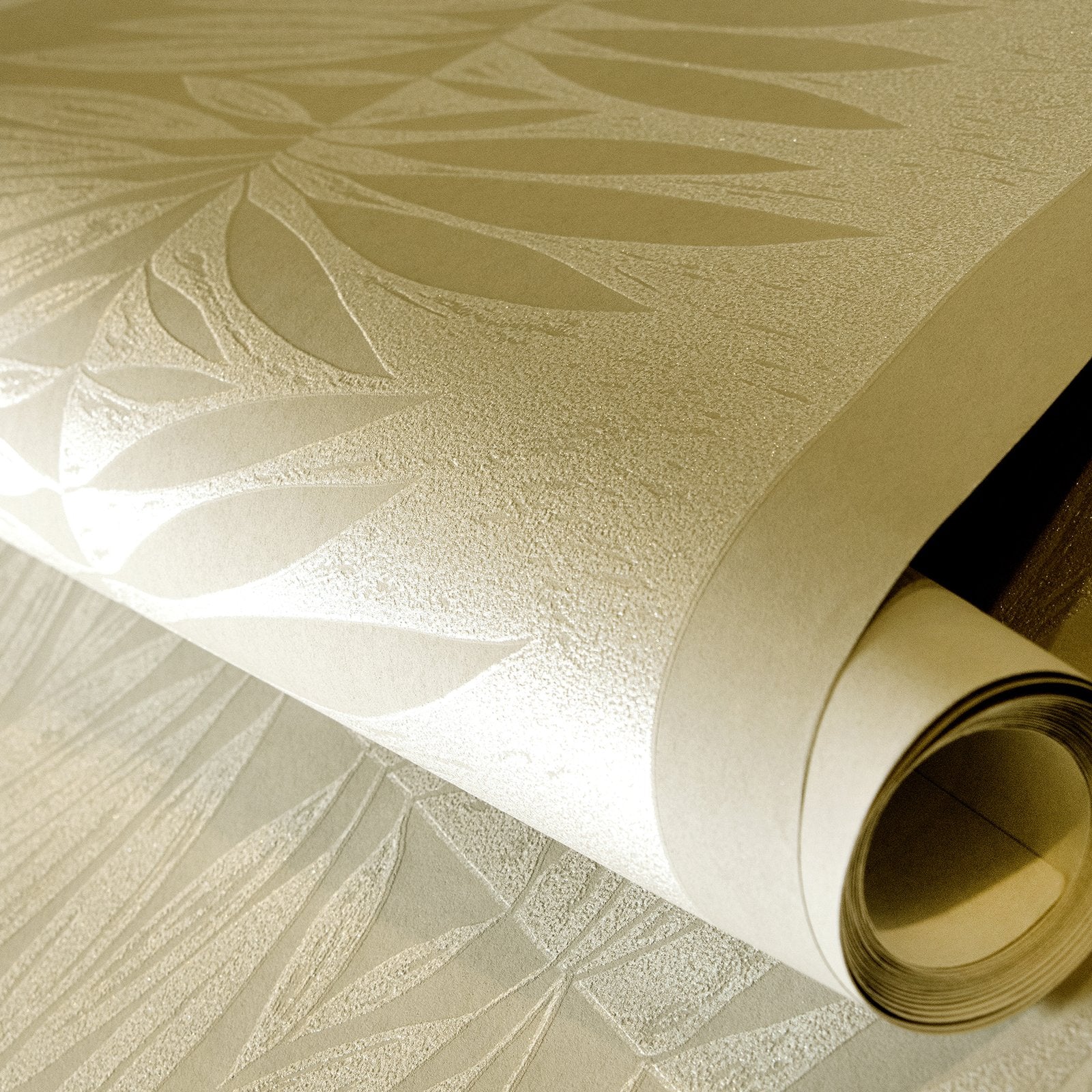 Passion Orche Gold wallpaper in beige color - pattern number GH30017-23 - by Galerie in the Slow Living collection