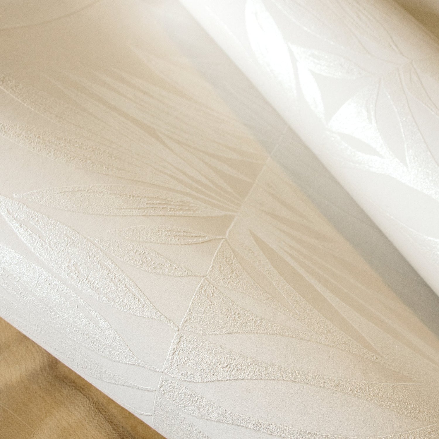 Passion Linen White wallpaper in cream color - pattern number GH30021-23 - by Galerie in the Slow Living collection