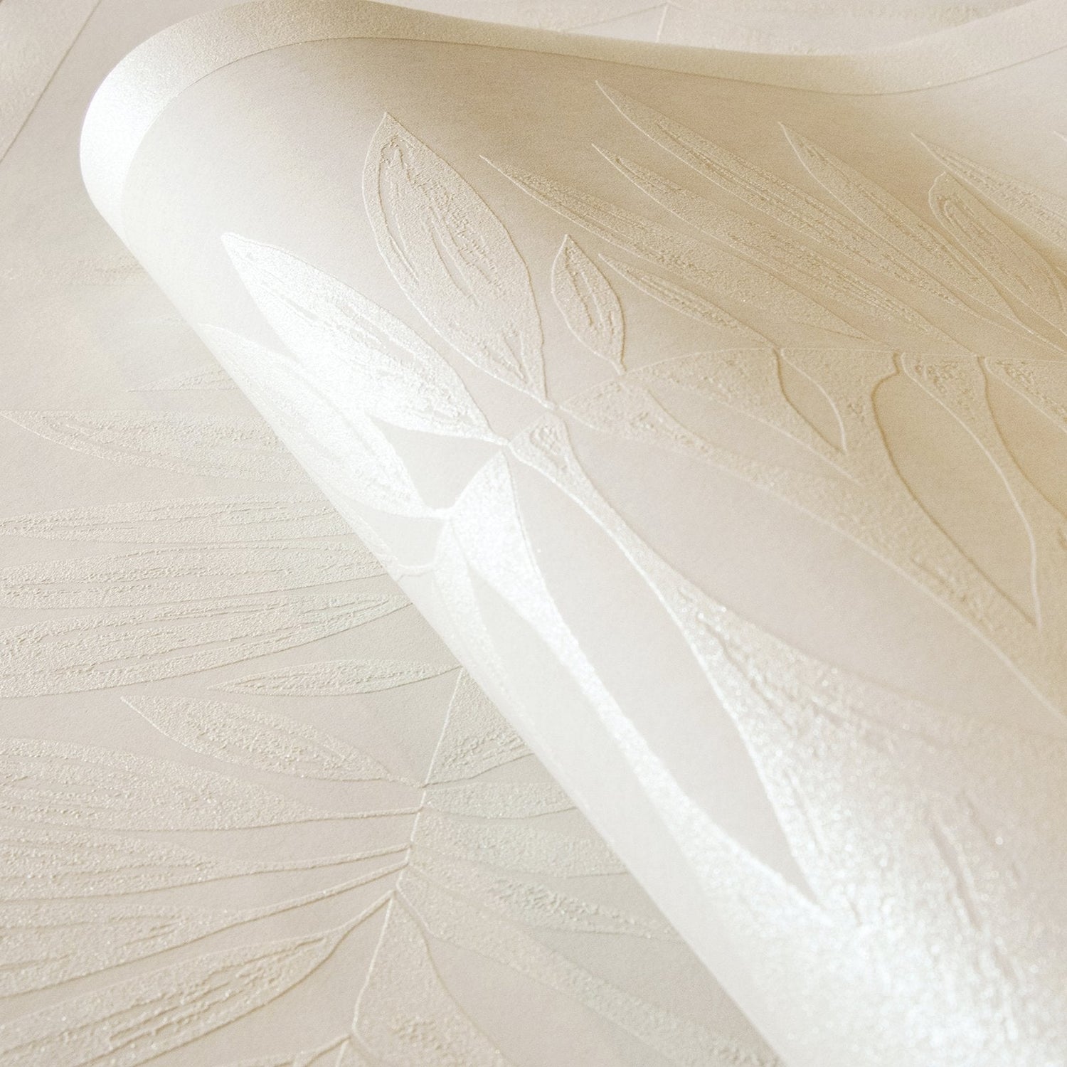 Passion Linen White wallpaper in cream color - pattern number GH30021-23 - by Galerie in the Slow Living collection