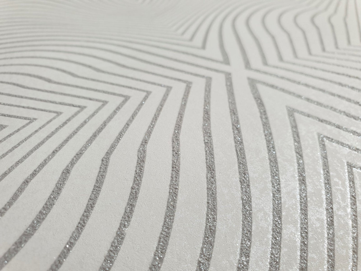 Flow Ivory White wallpaper in silver grey color - pattern number GH30036-23 - by Galerie in the Slow Living collection