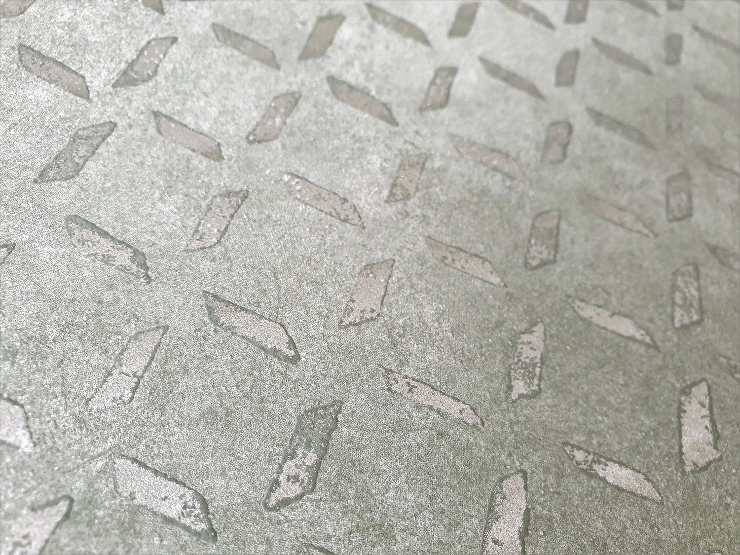 Soho / Metal Drain Grid wallpaper in silver grey color - pattern number GH30045-23 - by Galerie in the Urban Classics collection