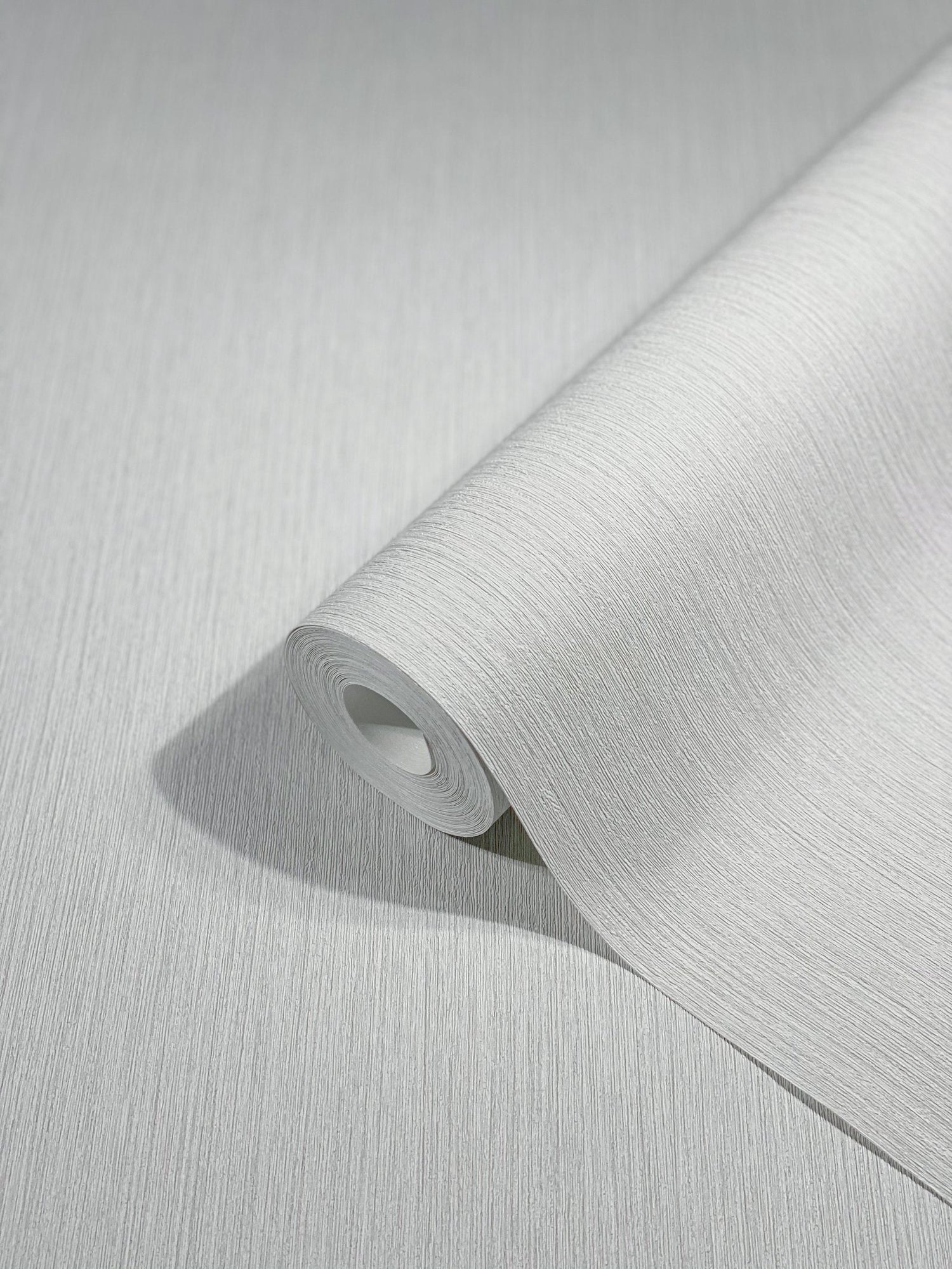 Verticle Texture wallpaper in silver grey color - pattern number TE3223023 - by Galerie in the The New Textures collection