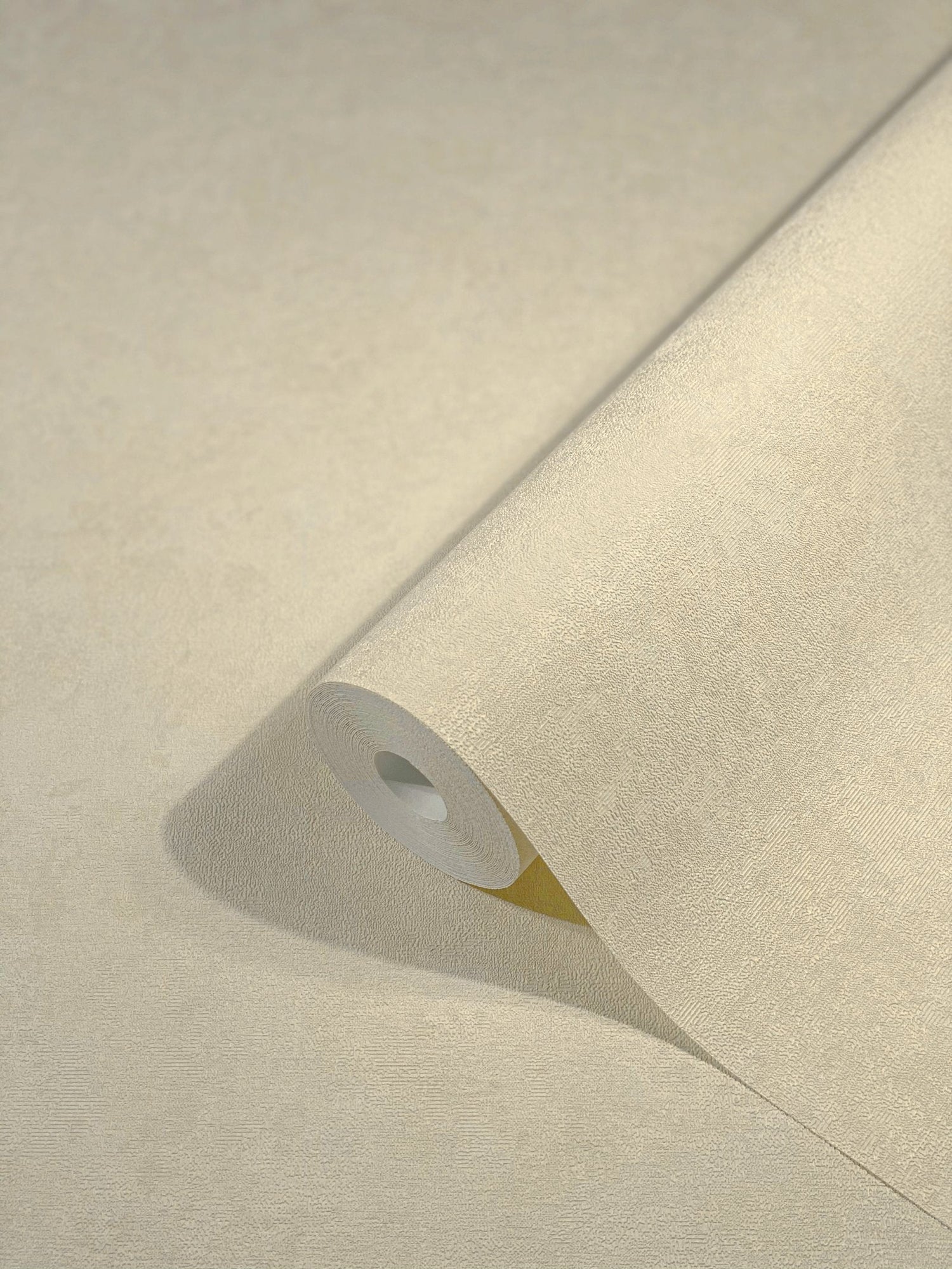 Mottled Texture wallpaper in beige color - pattern number TE3227223 - by Galerie in the The New Textures collection