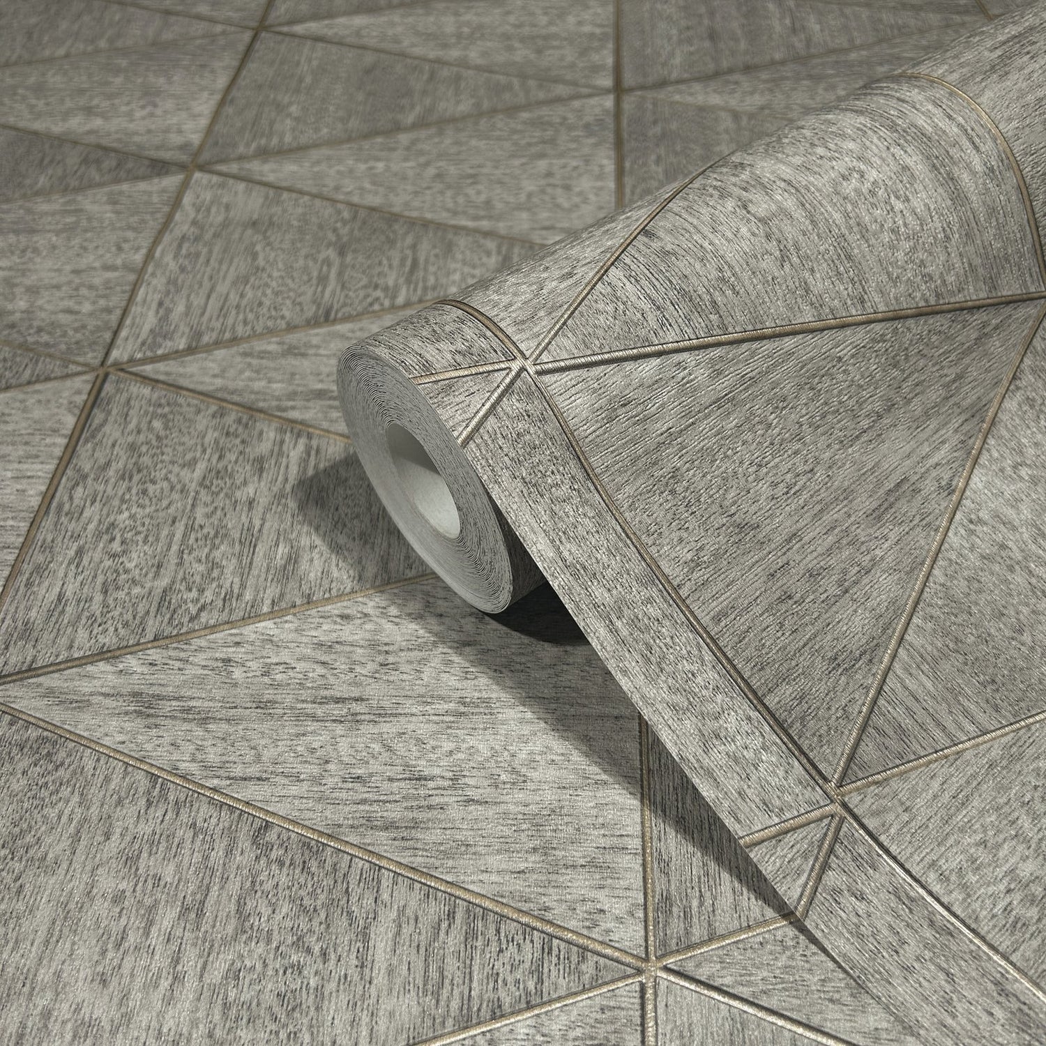 Graphic wallpaper in silver grey color - pattern number 33355 - by Galerie in the The Woods and Wicker collection