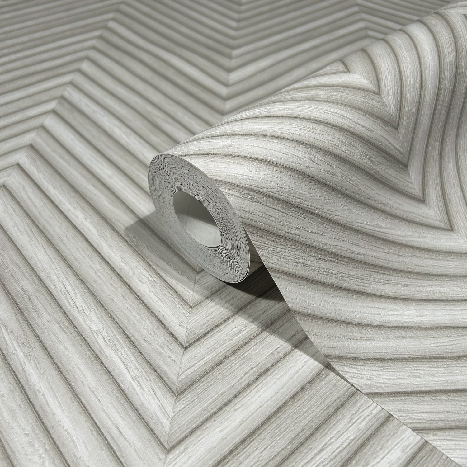 Wood optics wallpaper in silver grey color - pattern number 33374 - by Galerie in the The Woods and Wicker collection