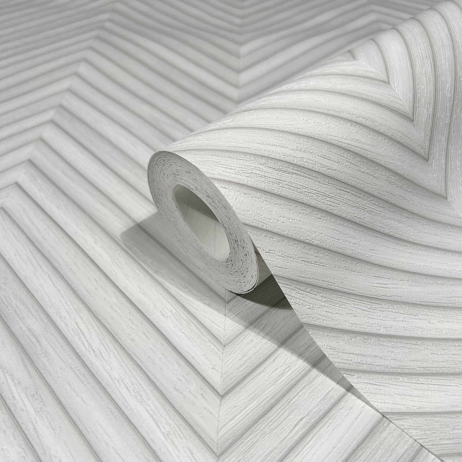 Wood optics wallpaper in silver grey color - pattern number 33375 - by Galerie in the The Woods and Wicker collection
