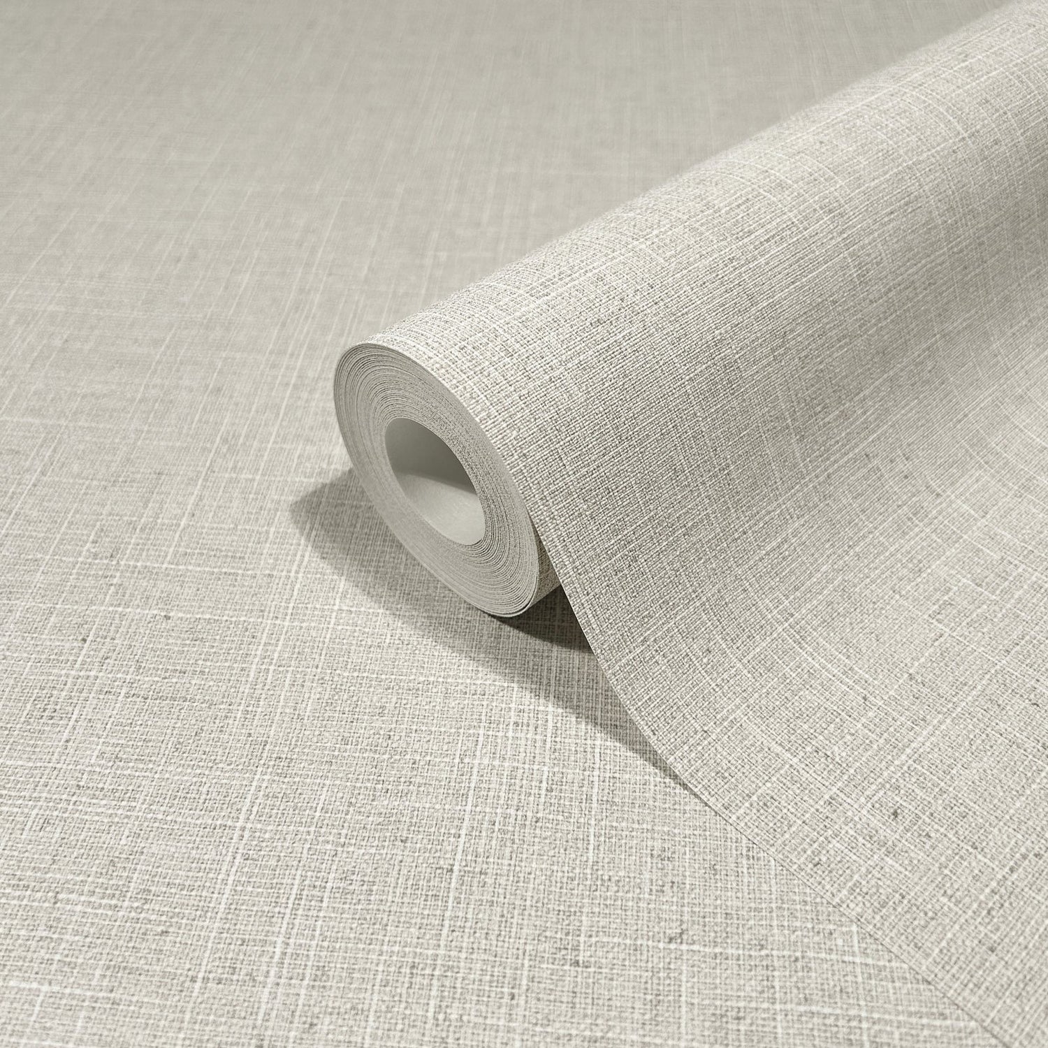 Uni wallpaper in silver grey color - pattern number 33388 - by Galerie in the The Woods and Wicker collection
