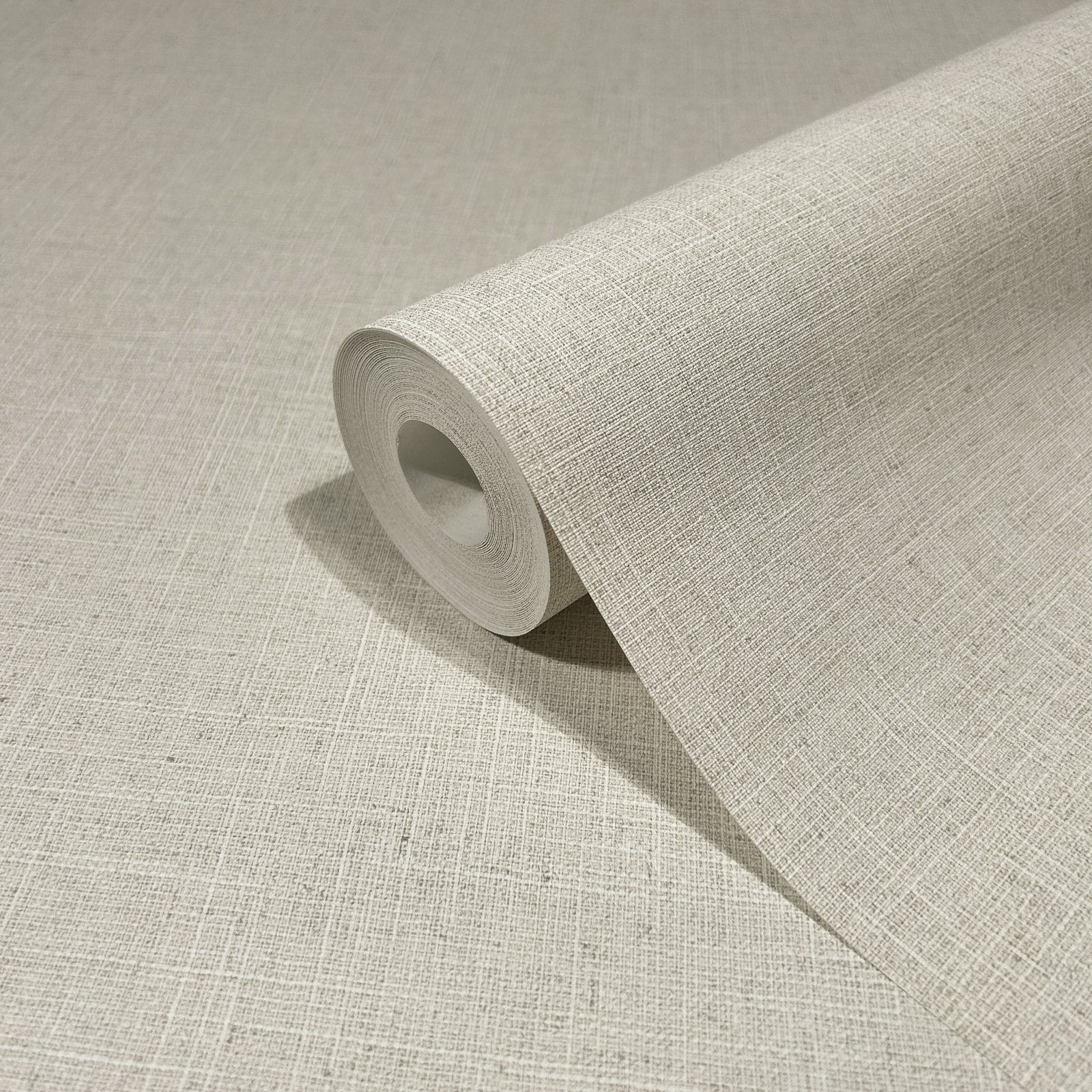 Uni wallpaper in beige color - pattern number 33391 - by Galerie in the The Woods and Wicker collection