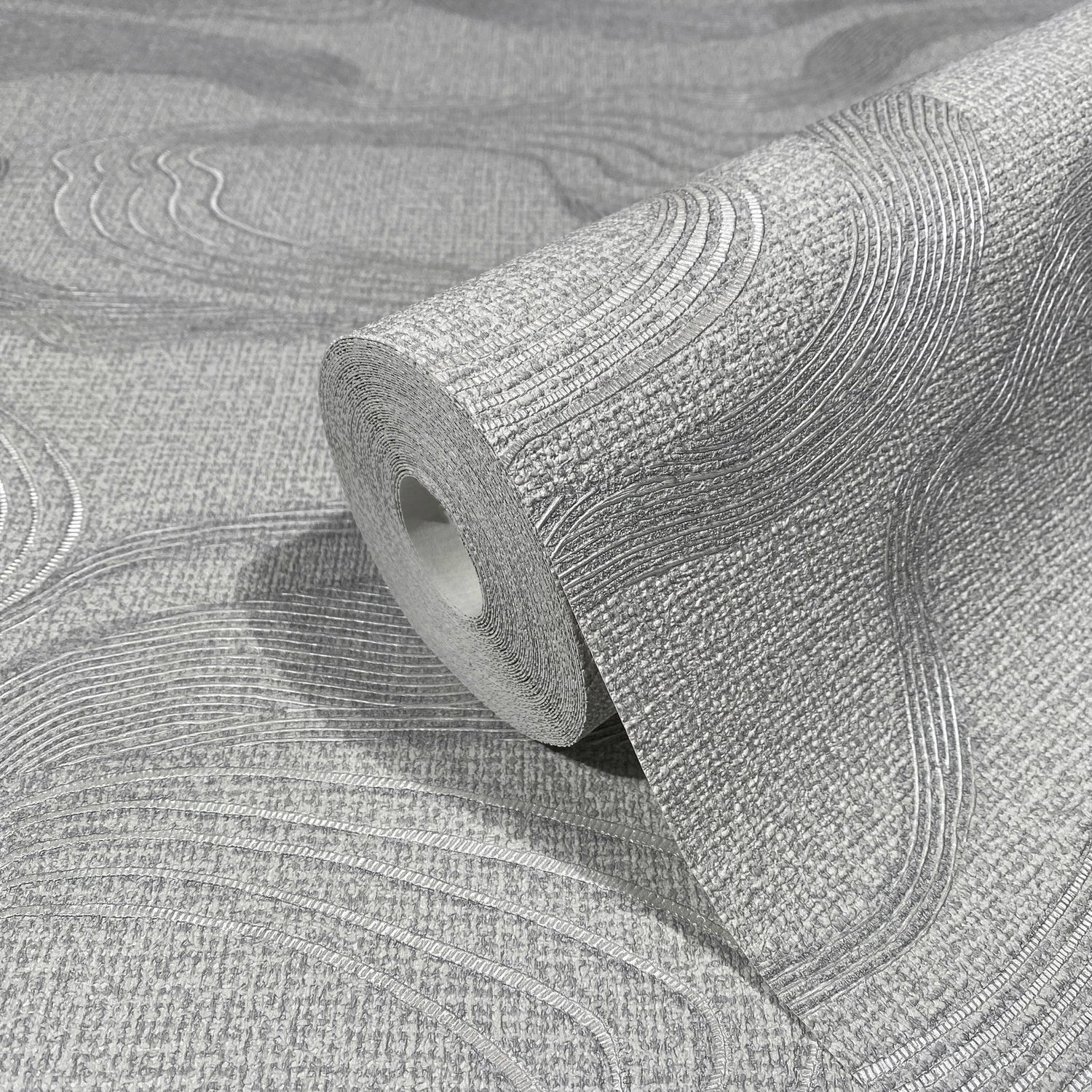 Flow wallpaper in silver grey color - pattern number 34536 - by Galerie in the Kumano collection