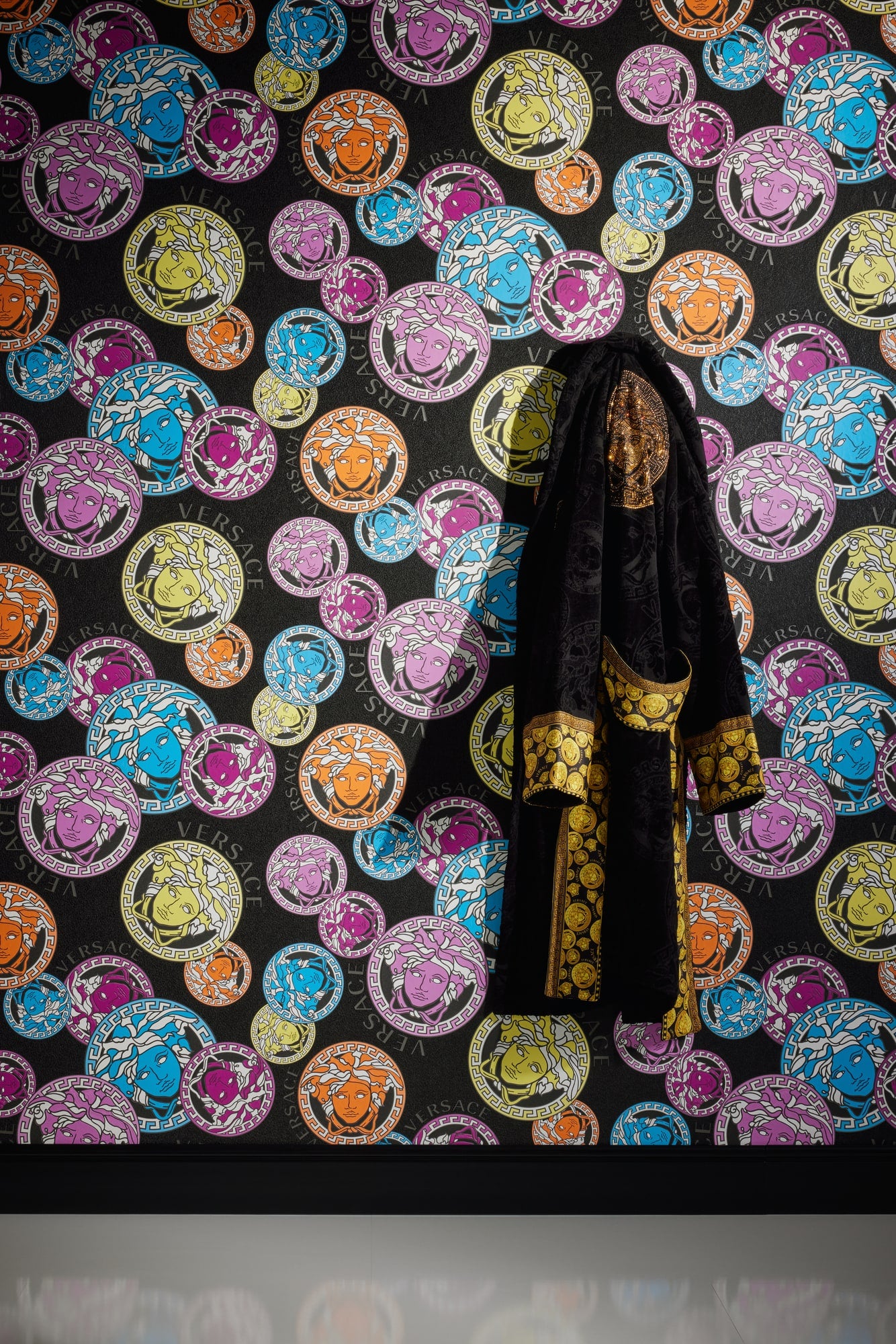 Dynasty wallpaper in galaxy color - pattern number 386104X - by Seabrook in the Versace Volume 5 collection