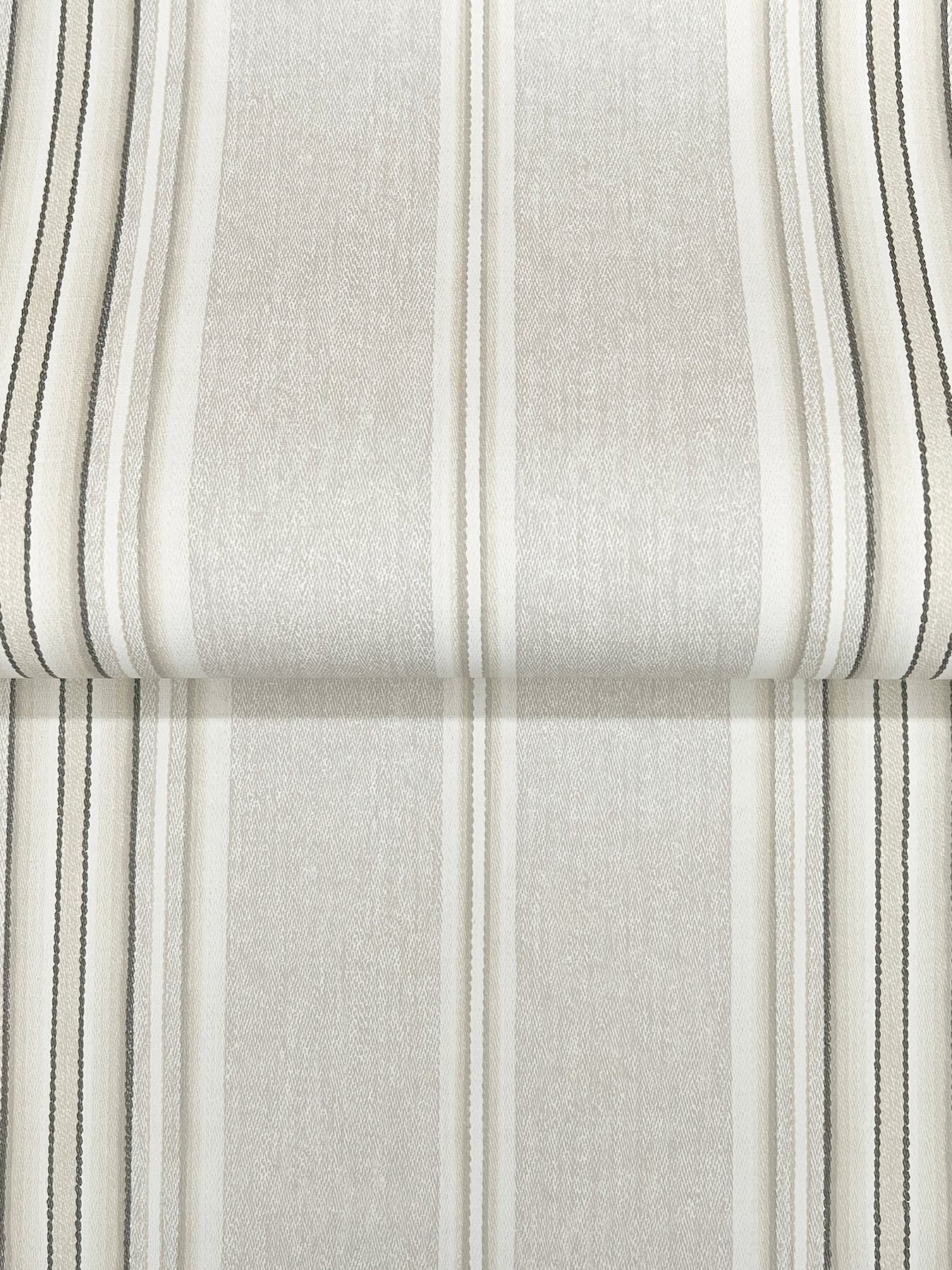 Calvados wallpaper in grey color - pattern number 4169-83124 - by Chesapeake in the Oak and Moss collection