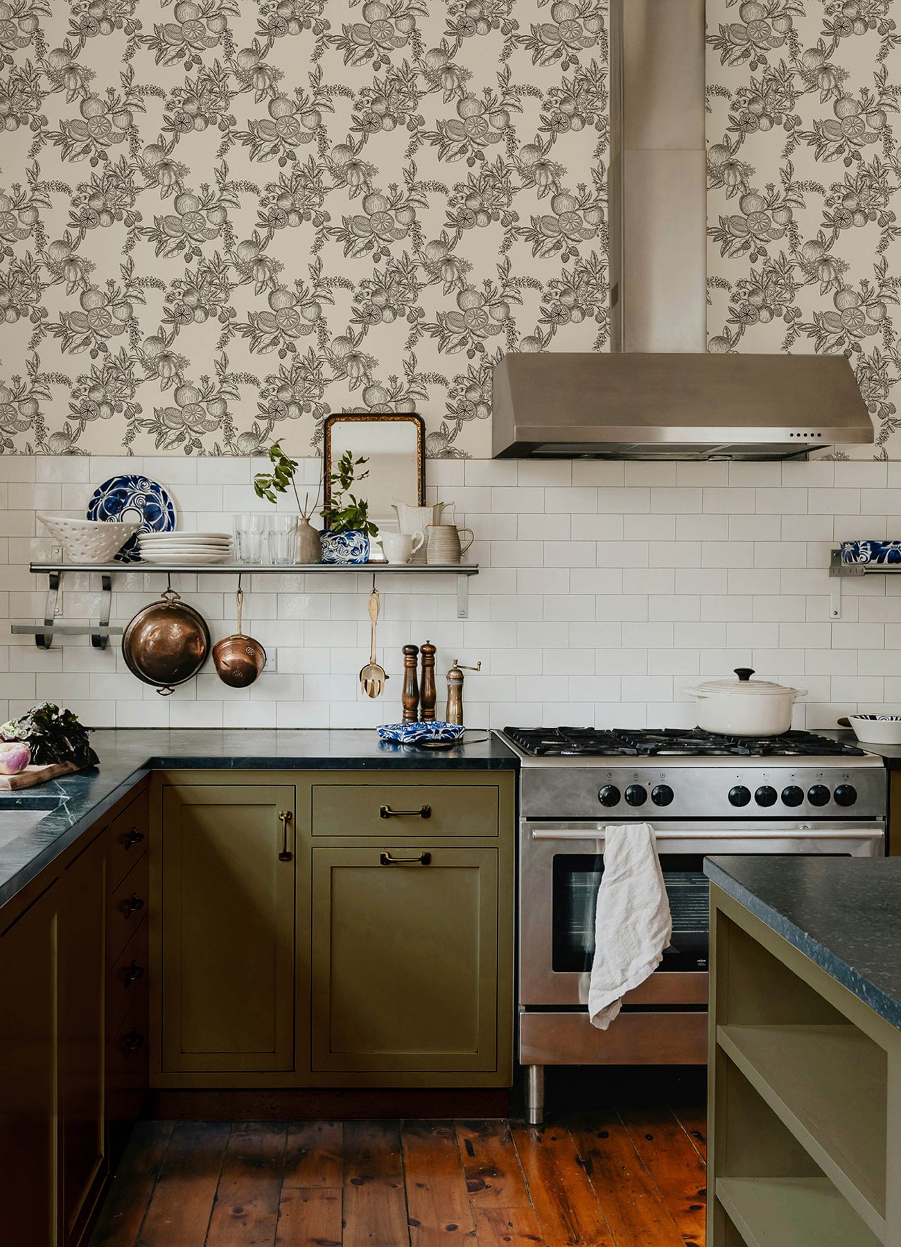 Gerty wallpaper in black color - pattern number 4173-27637 - by A Street Prints in the Chris Loves Julia collection