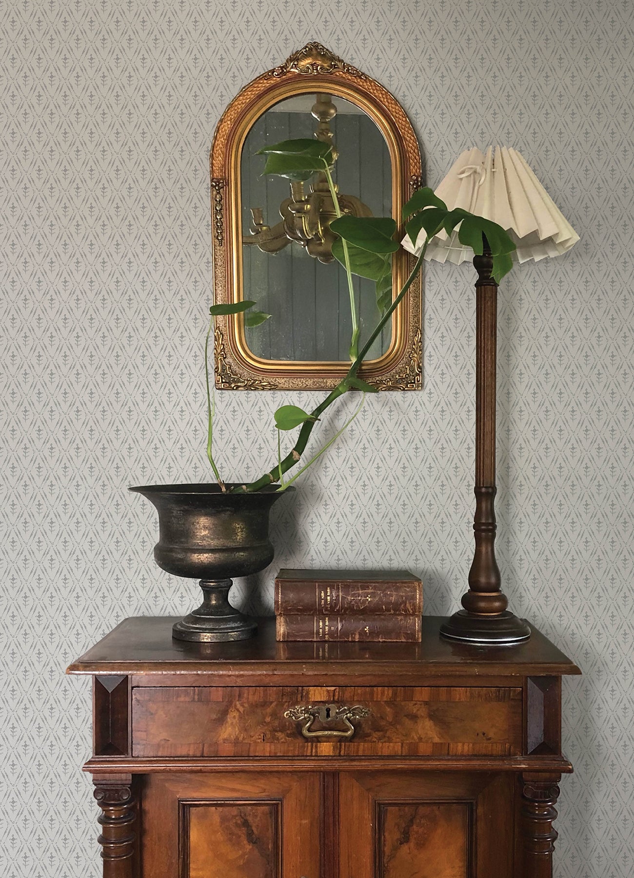 Tillie wallpaper in grey color - pattern number 4173-27672 - by A Street Prints in the Chris Loves Julia collection