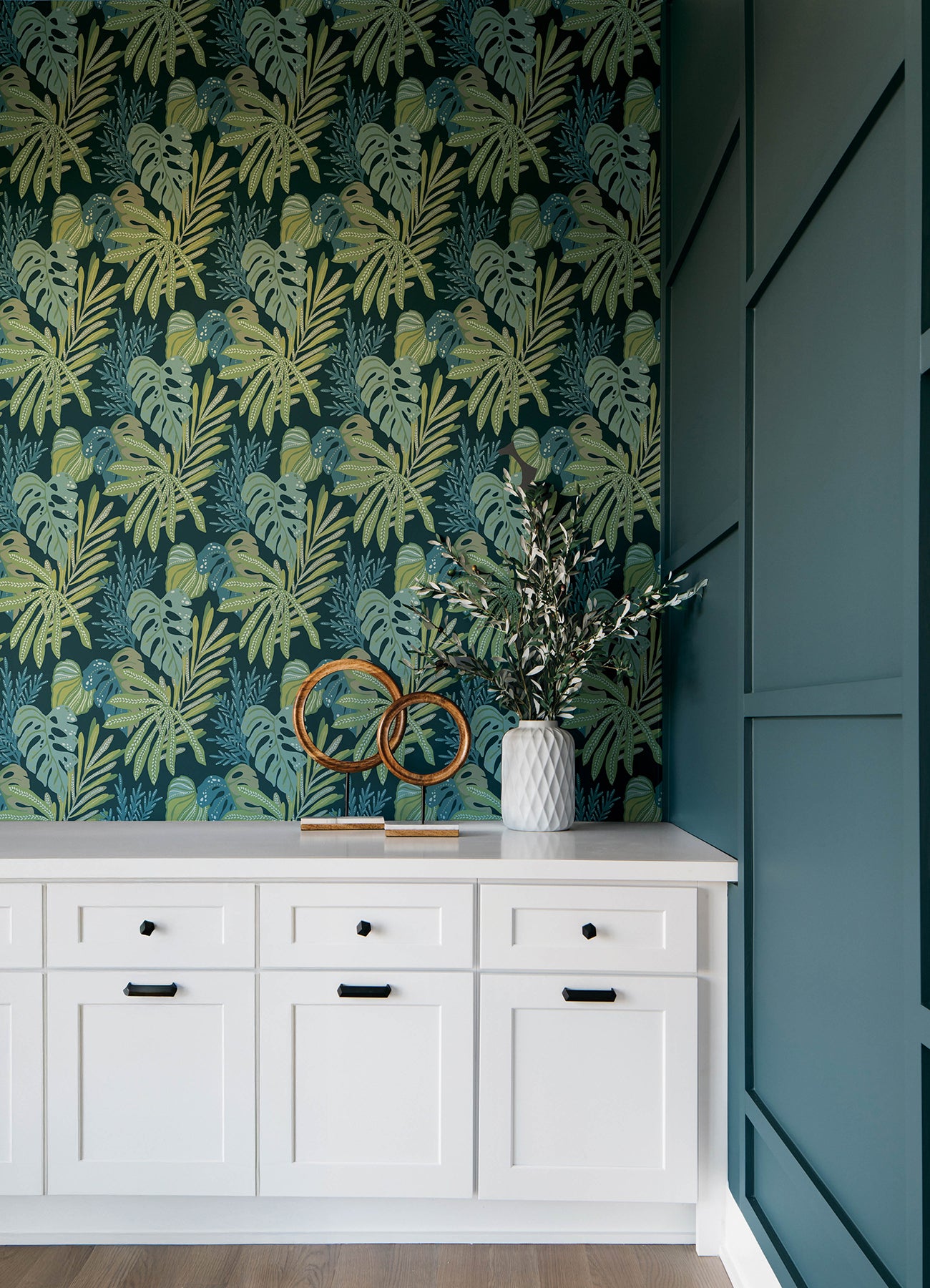 Alocasia wallpaper in green color - pattern number 4177-27739 - by A Street Prints in the Drew and Jonathan Home Fifth Edition collection