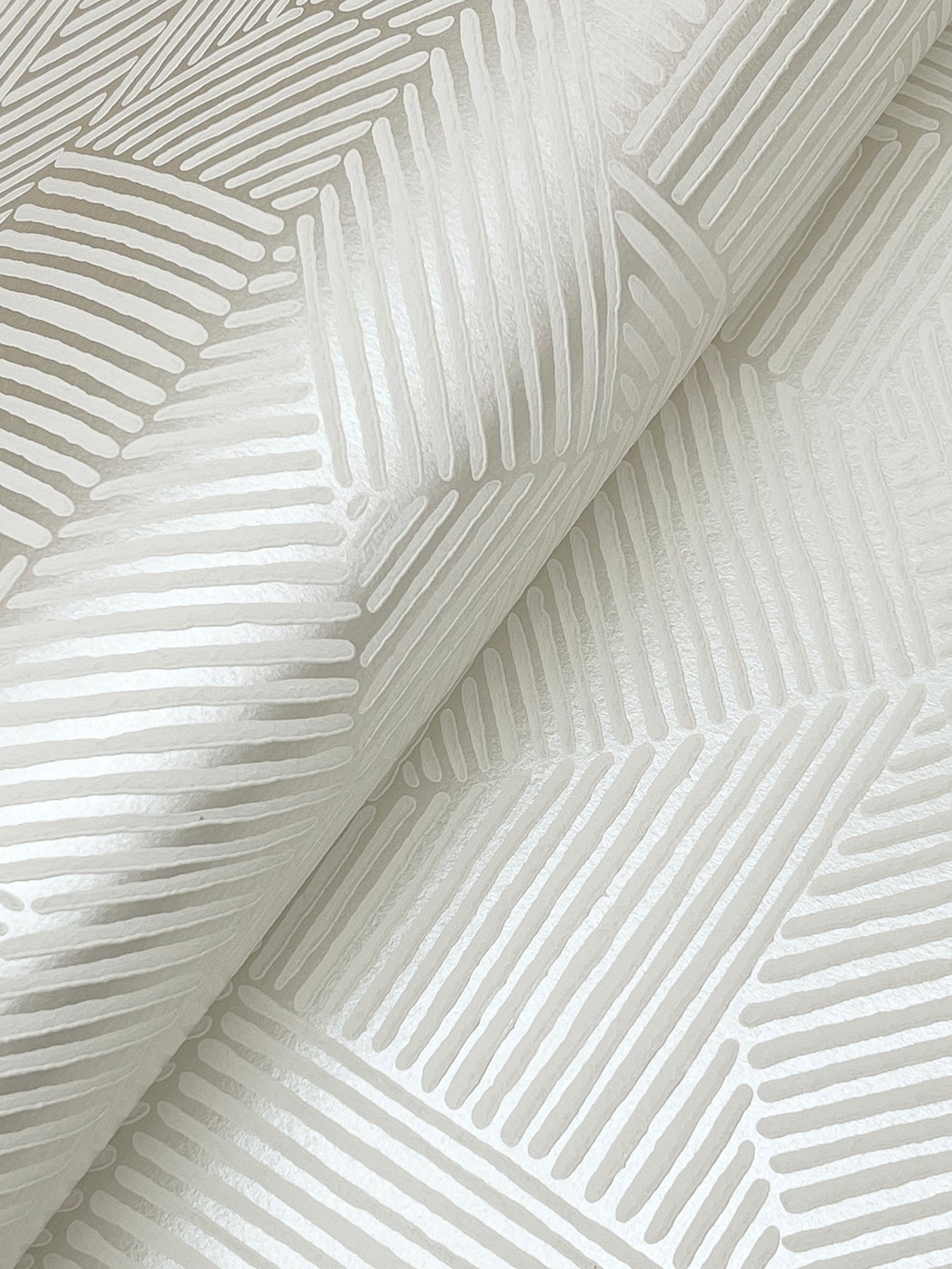 Crescendo wallpaper in silver color - pattern number 4177-83300 - by A Street Prints in the Drew and Jonathan Home Fifth Edition collection
