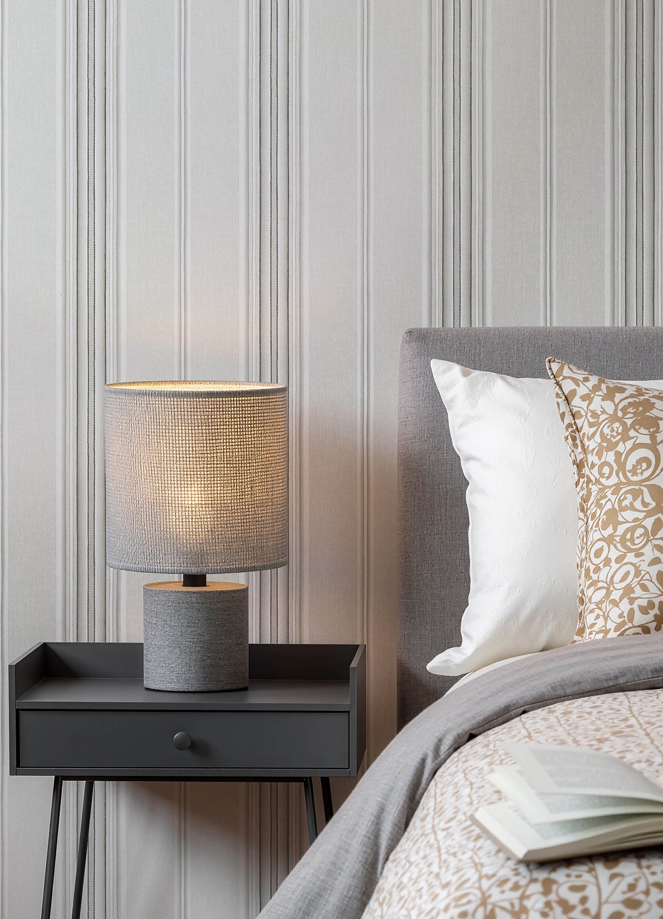 Calvados Wallpaper in grey color - pattern number 4192-83124 - by Chesapeake in the Plaid and Stripe Resource Collection collection