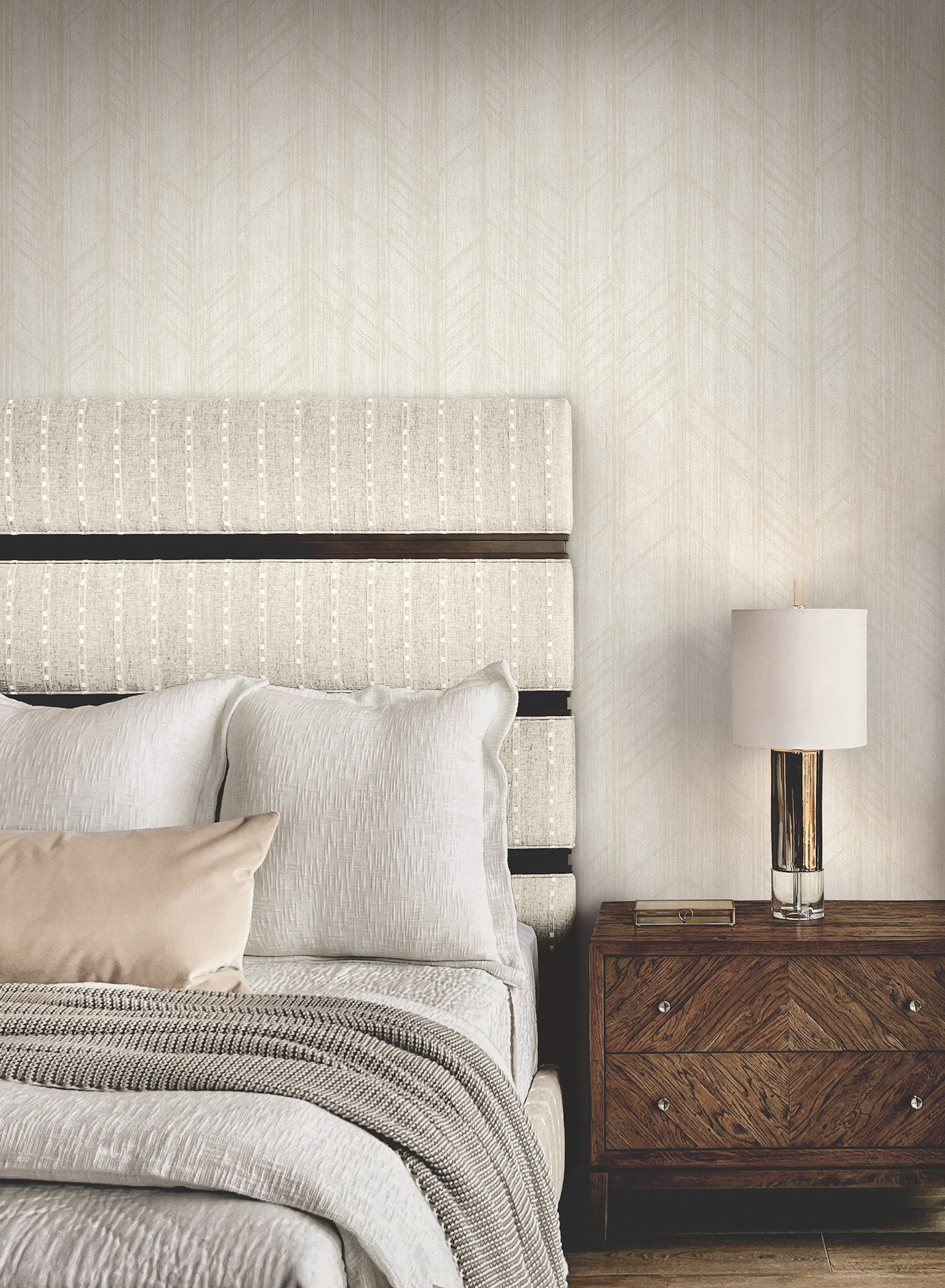 Winthrop Wallpaper in beige color - pattern number 4211-83522 - by Ronald Redding in the Private Reserve collection