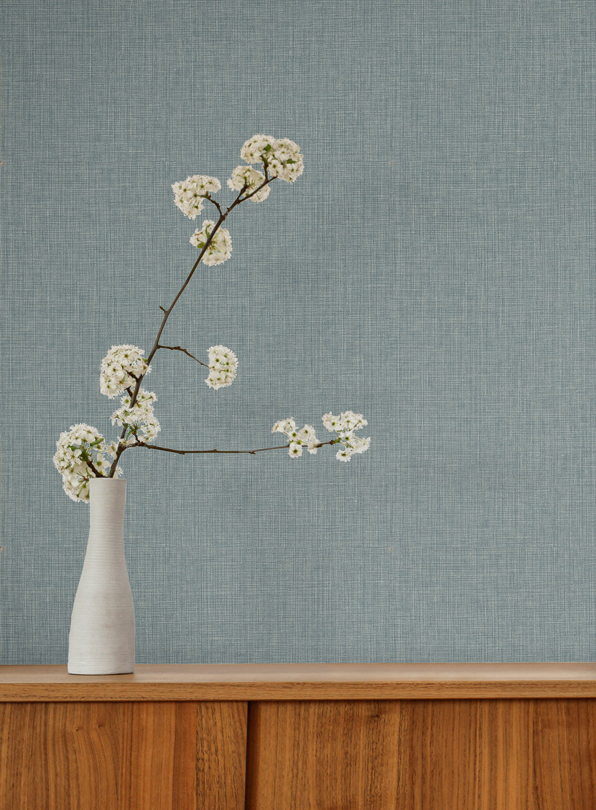 Egyptian Linen Faux Fabric Wallpaper in Denim color - pattern number 4228-84112 - by York in the Maestro collection