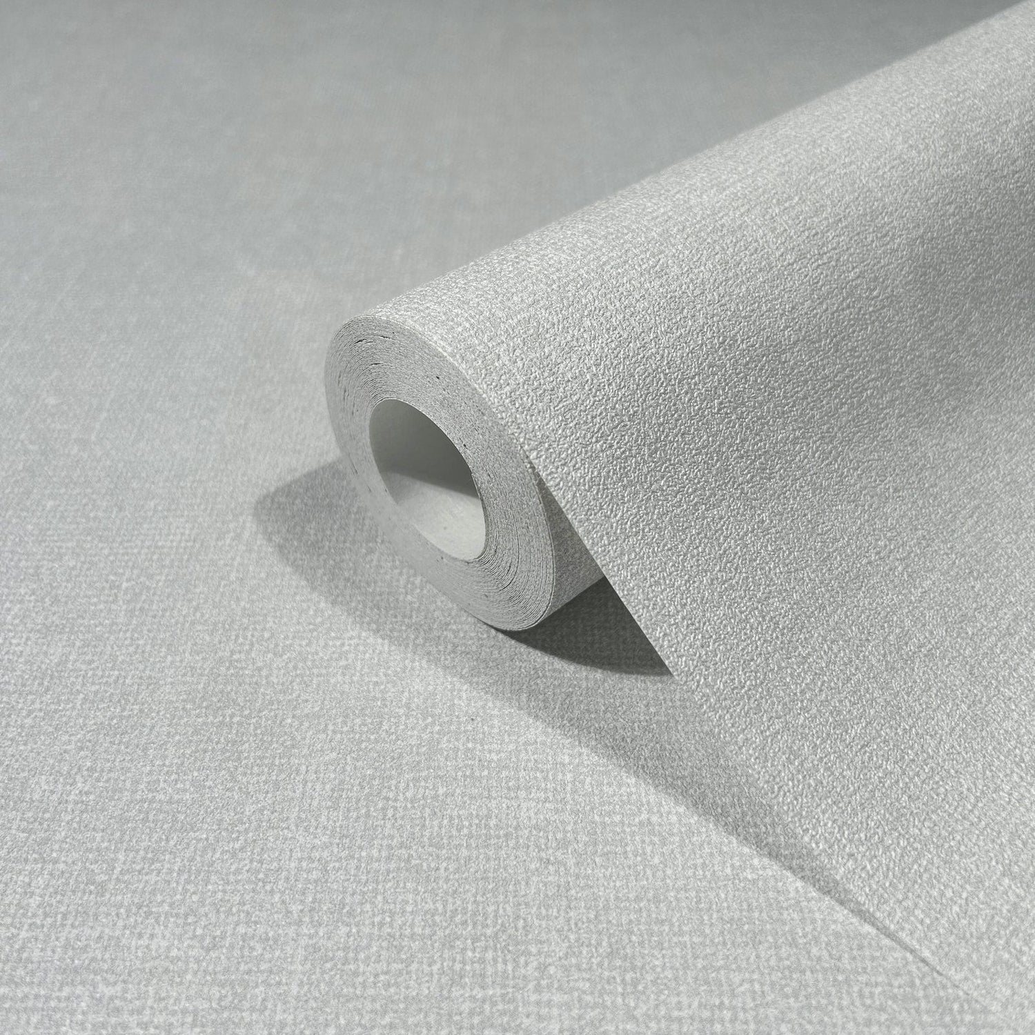 Uni wallpaper in silver grey color - pattern number 45776 - by Galerie in the The Bricks And More collection