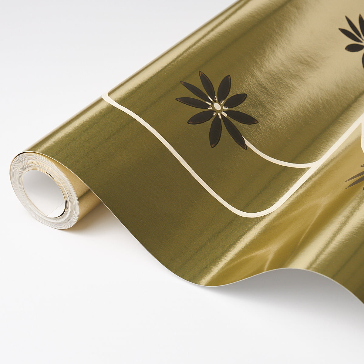 Hollywood Grape wallpaper in pale gold color - pattern number 5015021 - by Schumacher in the Neisha Crosland collection