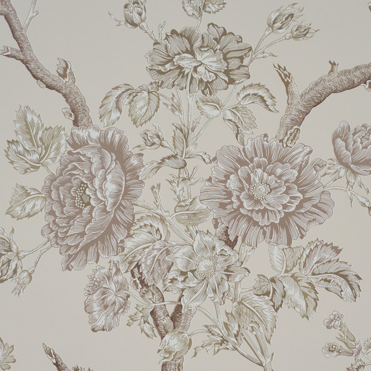 Inverness Garden Wallpaper in ivory color - pattern number 5017972 - by Schumacher in the A Country Life collection