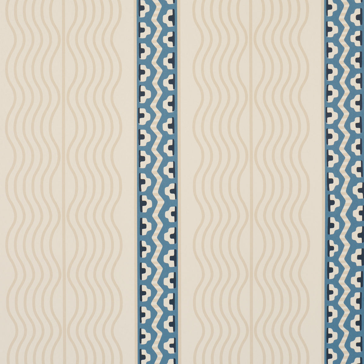 Crème Anglaise Wallpaper in English Cream/denim Blue color - pattern number 5018302 - by Schumacher in the Johnson Hartig collection