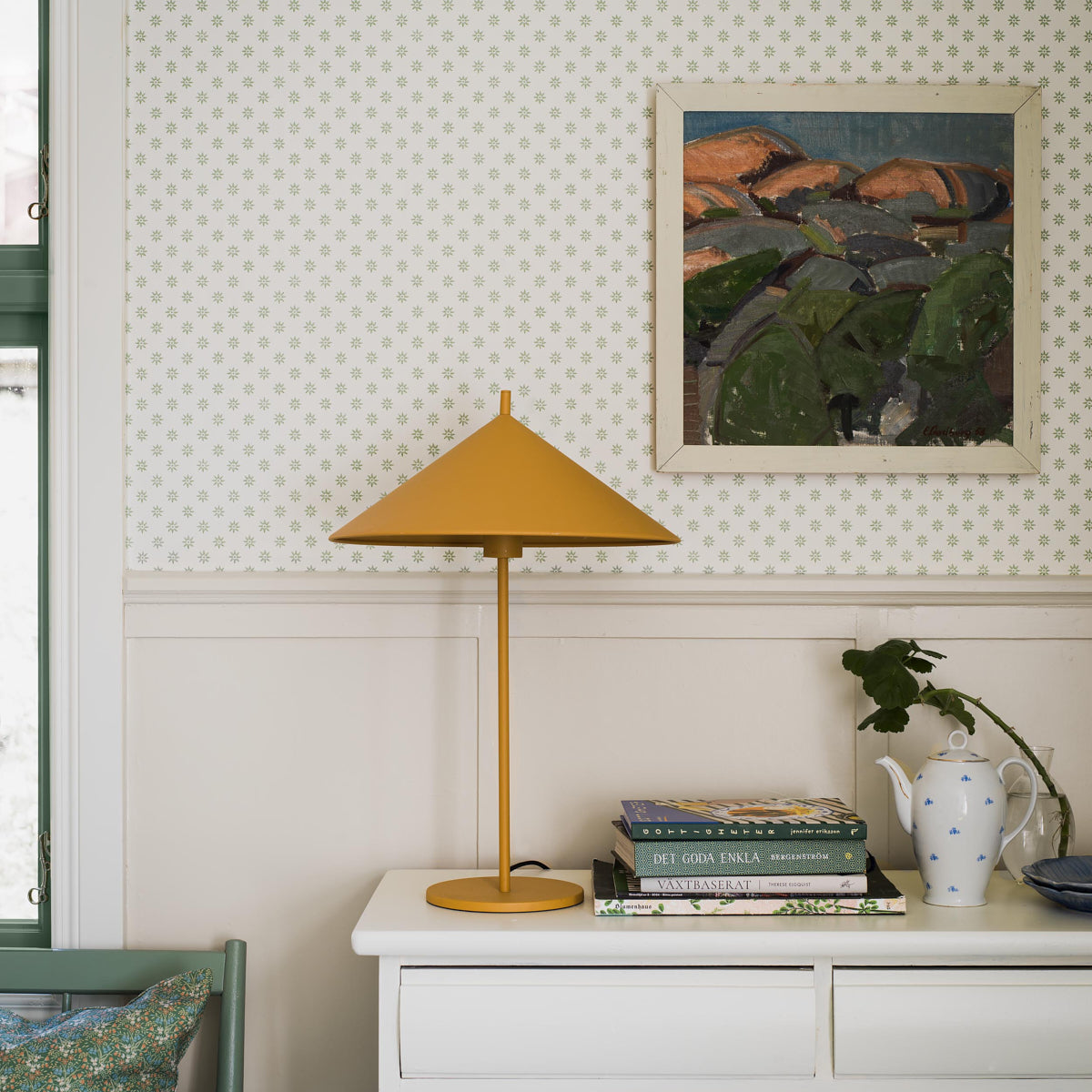 Skogsstjärna Wallpaper in green color - pattern number 5809 - by Schumacher in the Borastapeter collection