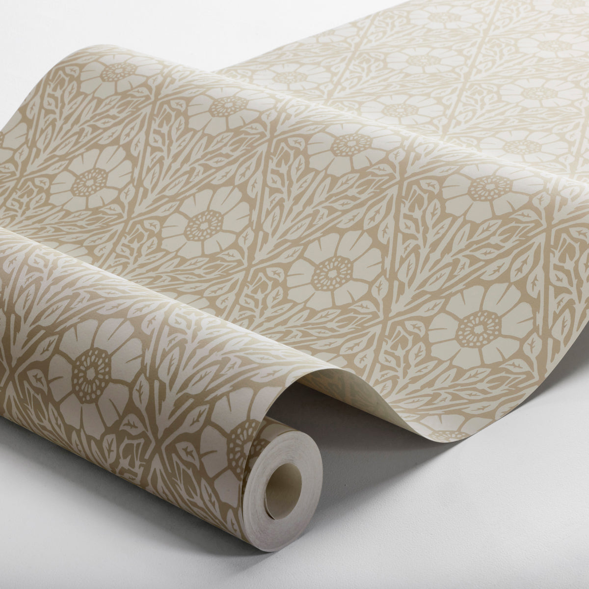 Nyponros Wallpaper in natural color - pattern number 5814 - by Schumacher in the Borastapeter collection