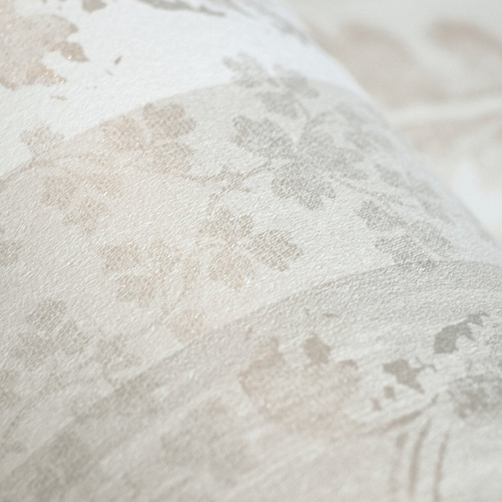 Nerites wallpaper in cream color - pattern number 64273 - by Galerie in the Adonea collection