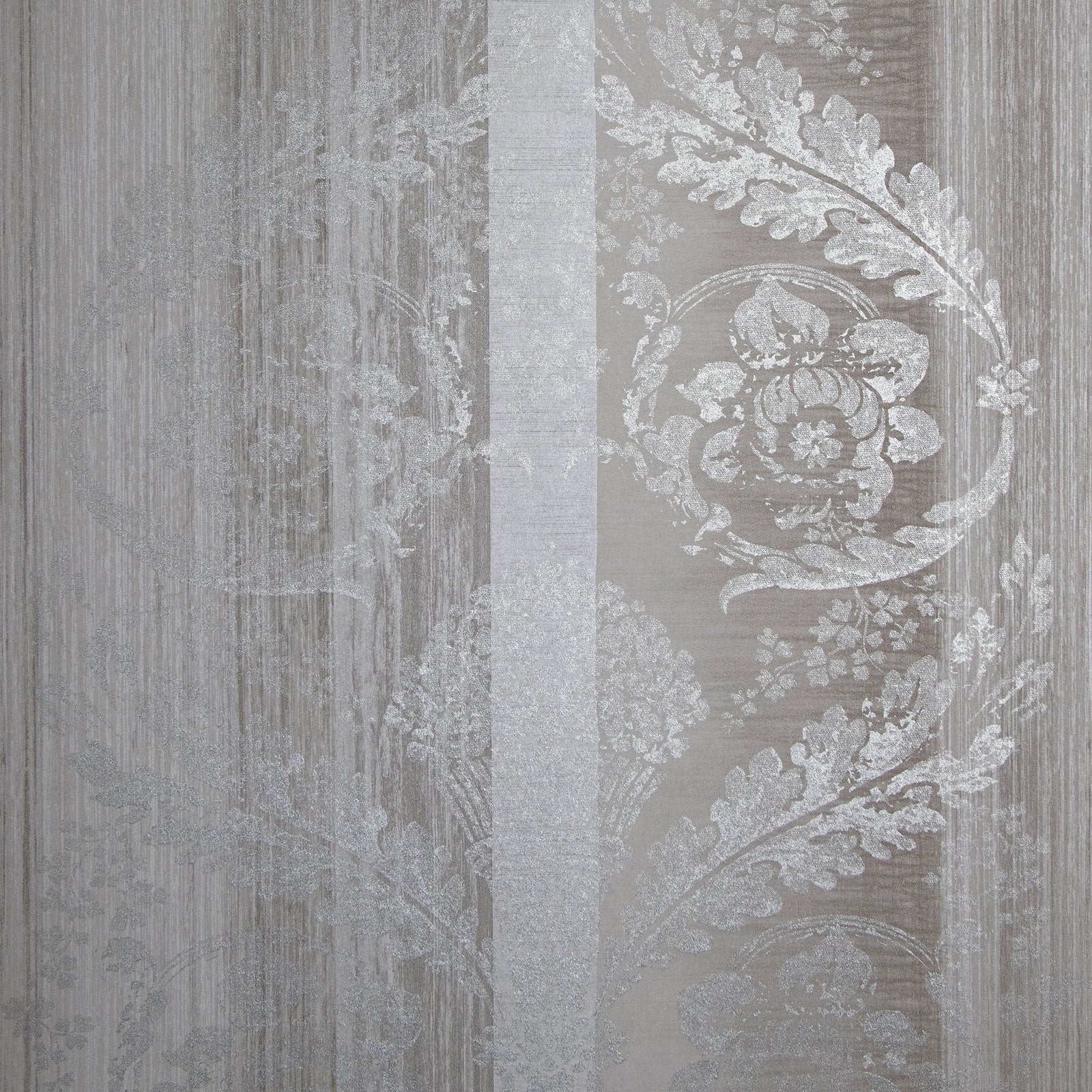 Nerites wallpaper in silver grey color - pattern number 64288 - by Galerie in the Adonea collection