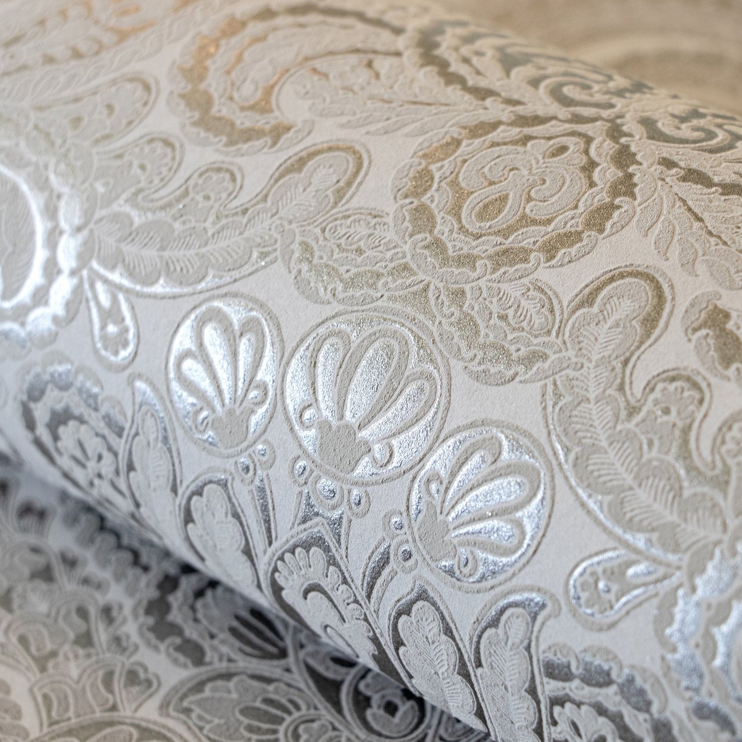 Ares wallpaper in beige color - pattern number 64299 - by Galerie in the Adonea collection