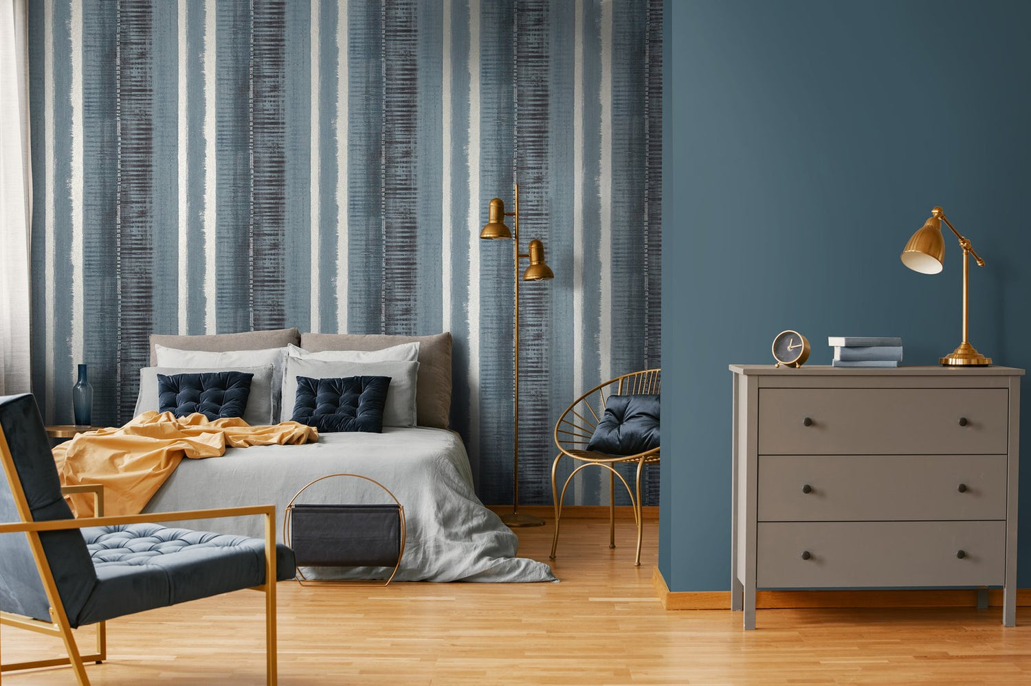 Hermes wallpaper in blue color - pattern number 64311 - by Galerie in the Adonea collection