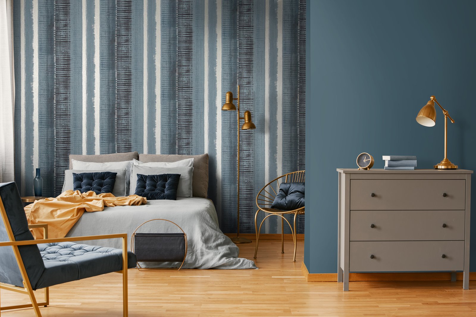 Hermes wallpaper in blue color - pattern number 64311 - by Galerie in the Adonea collection