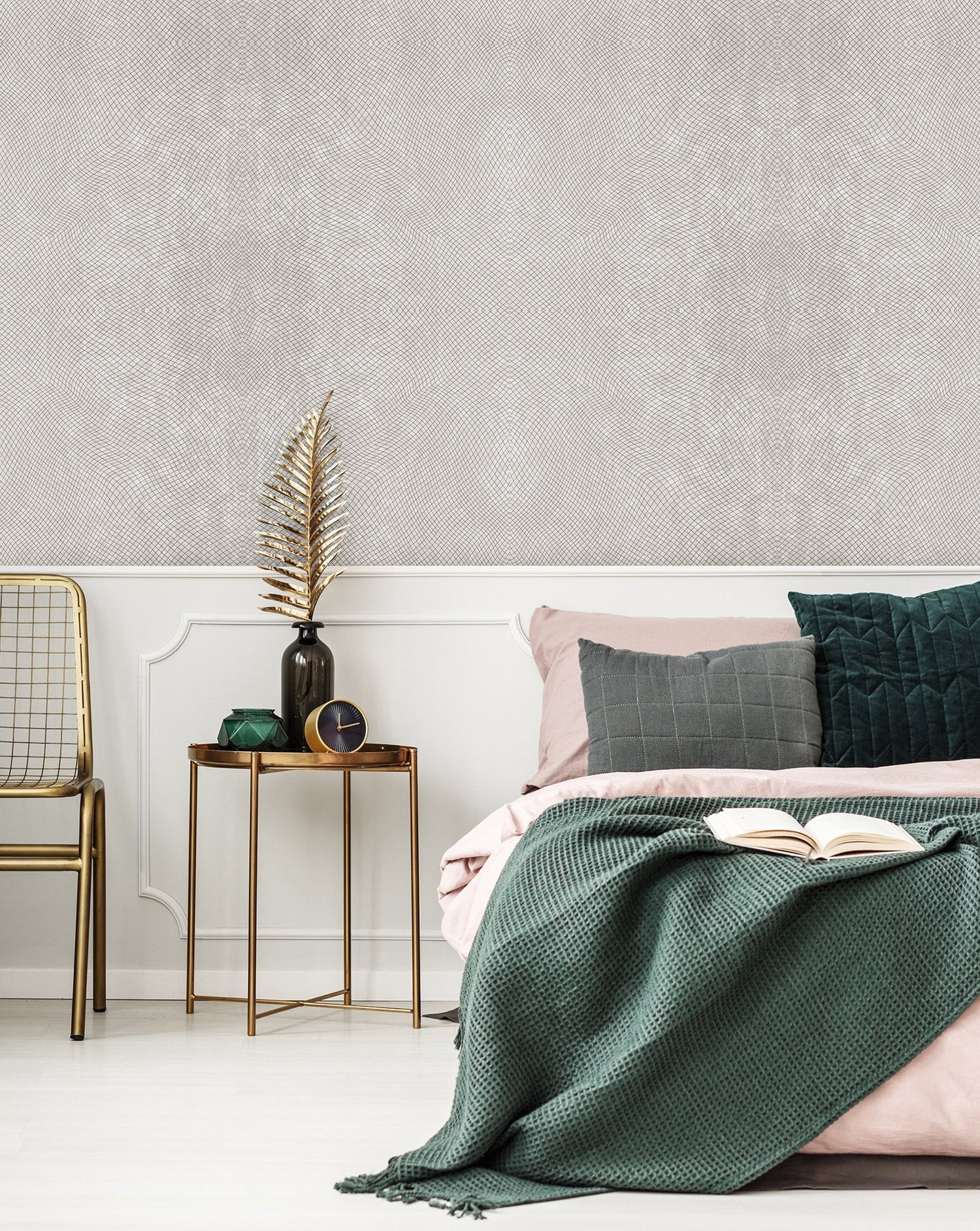 Spirit Rosy Grey wallpaper in silver grey color - pattern number GH64646-23 - by Galerie in the Slow Living collection